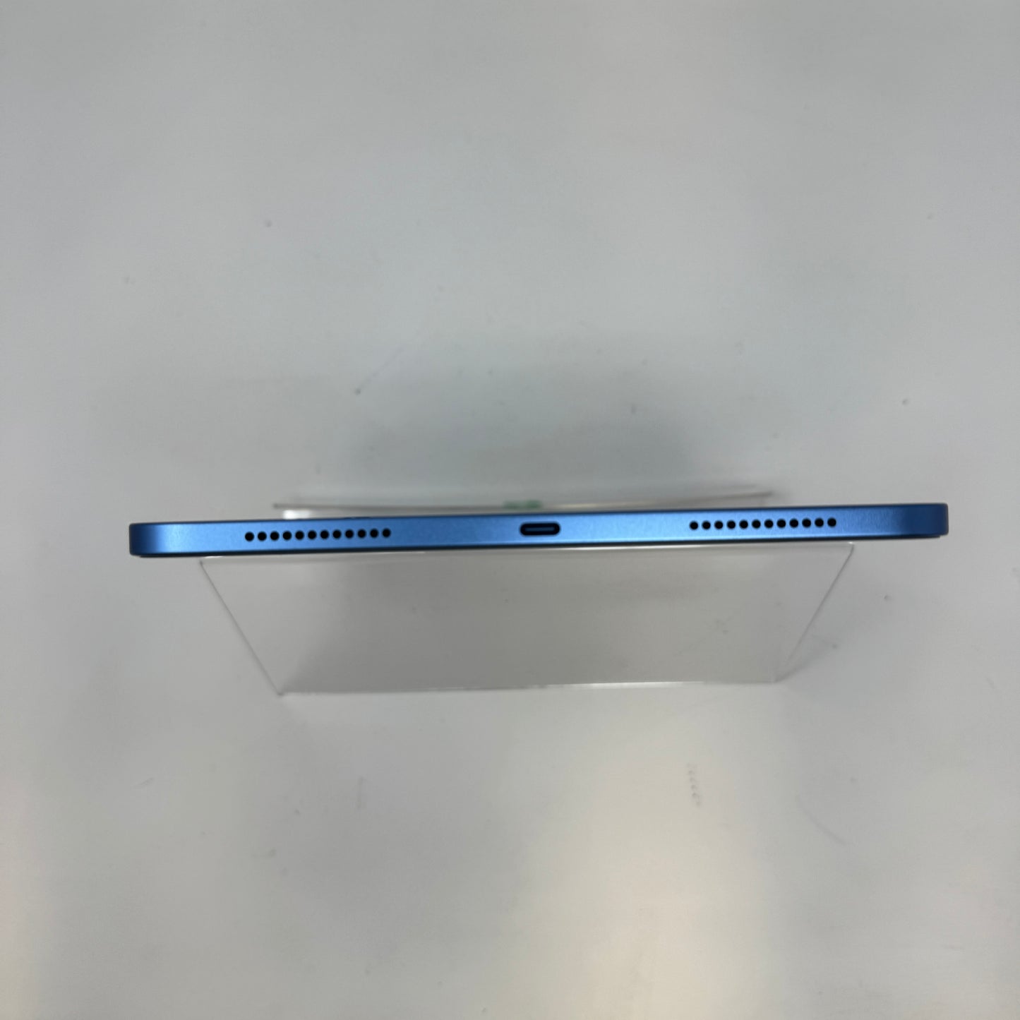 WiFi Only Apple iPad 11" (A16) 128GB Blue MD4A4LL/A
