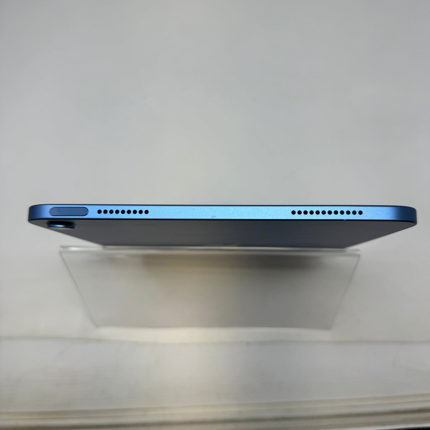 WiFi Only Apple iPad 11" (A16) 128GB Blue MD4A4LL/A
