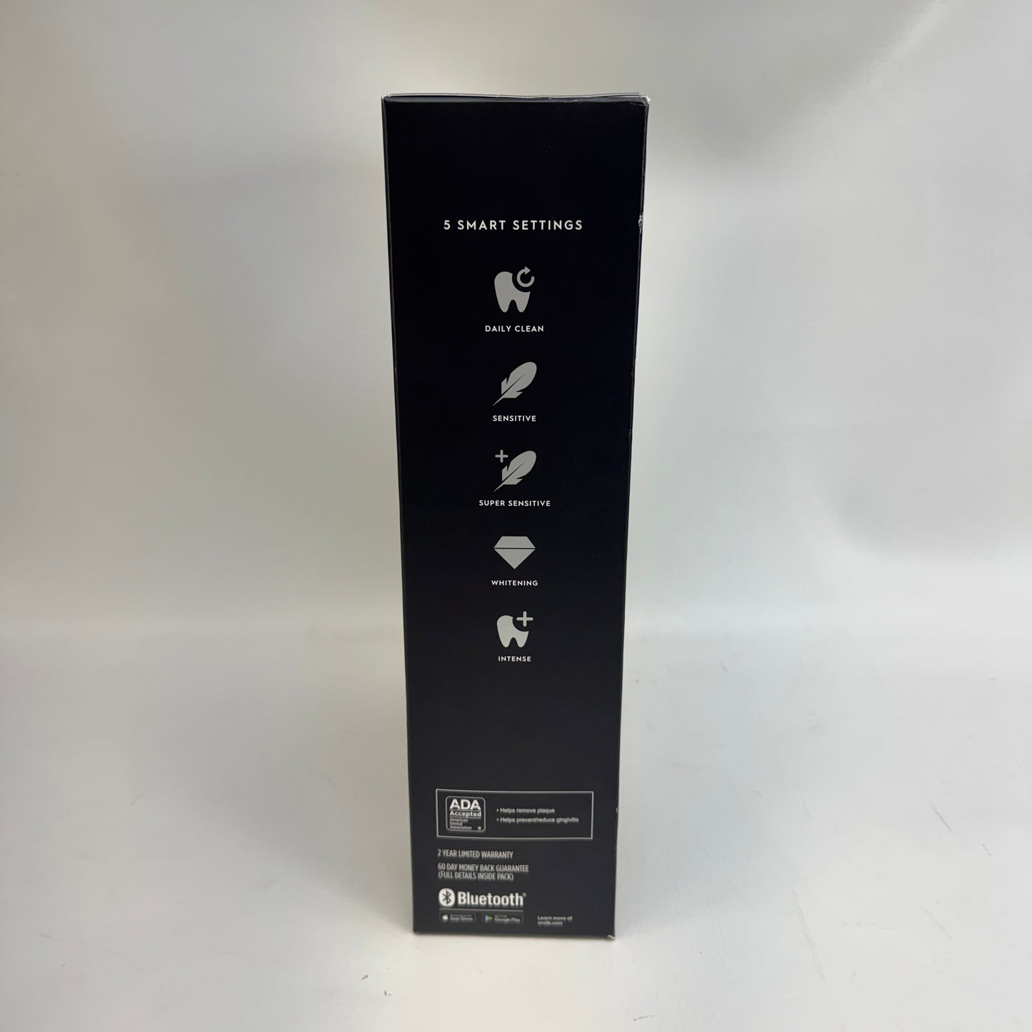 New Oral-B IO  Series 5 Dual Pack Electric Toothbrush Pack 21049153