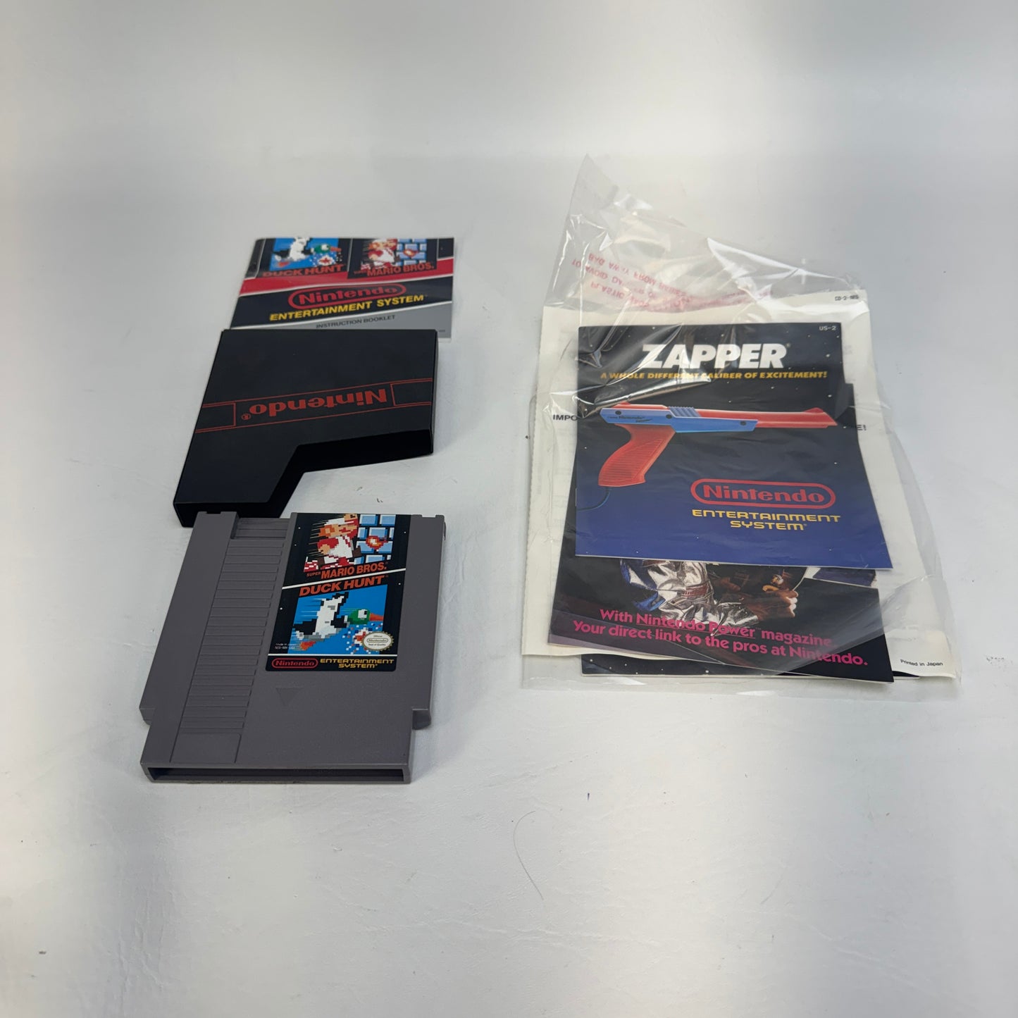 Nintendo Entertainment System NES Video Game Console NES-001 Gray