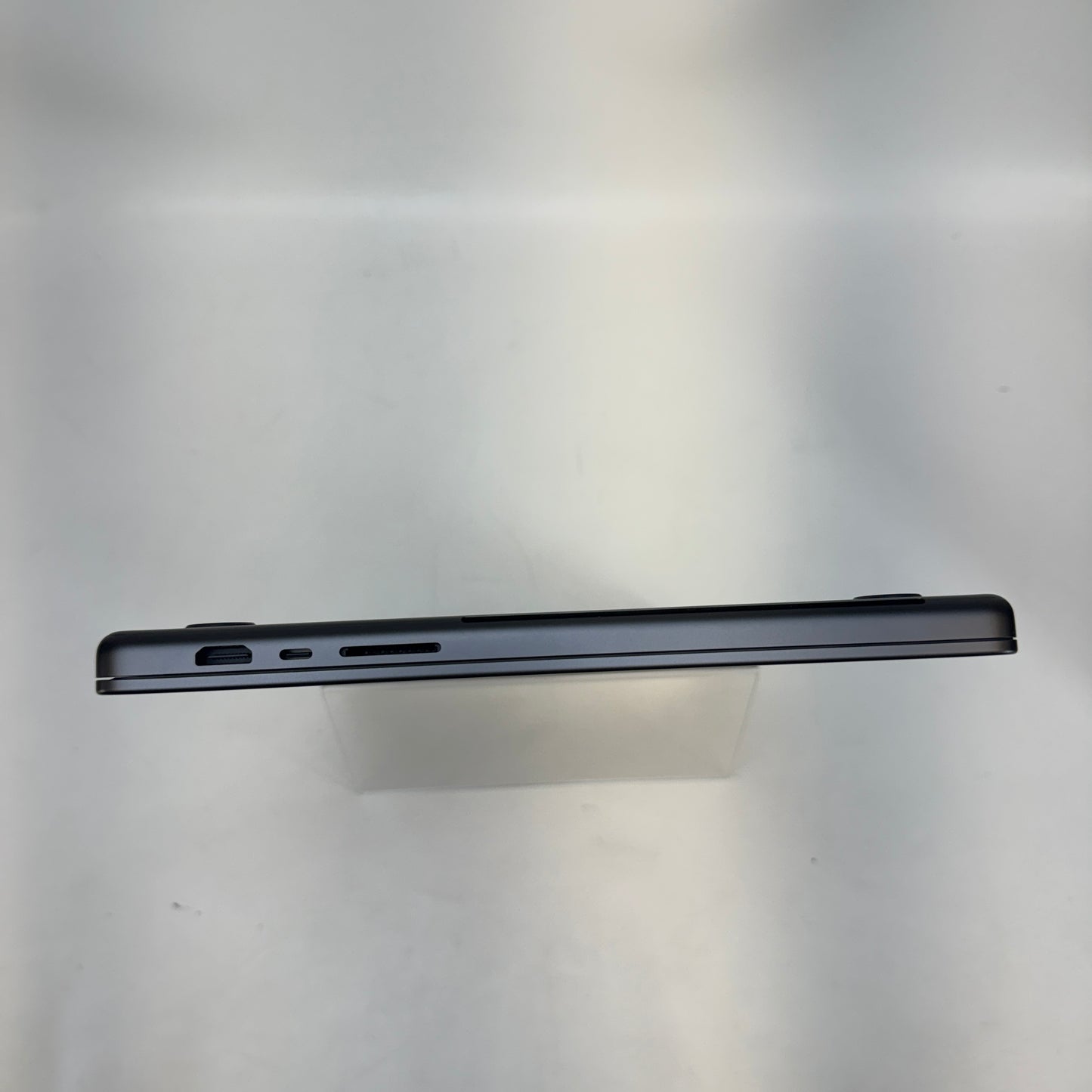 2023 Apple MacBook Pro 16" M3 Pro 18C GPU 4.0GHz 36GB RAM 512GB SSD 5RW23LL/A