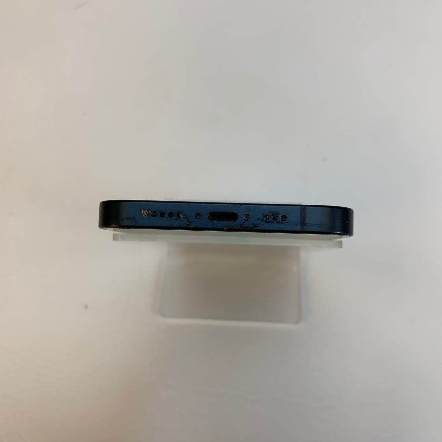 Unlocked Apple iPhone 13 128GB 18.0.1 Midnight MLML3LL/A