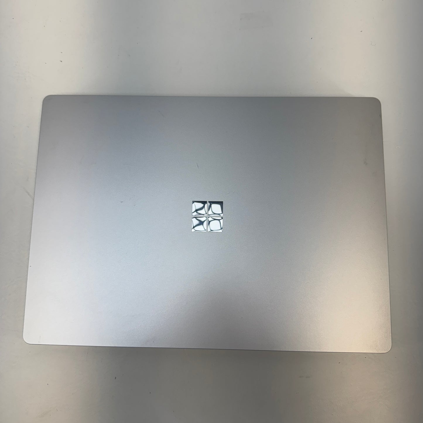 Microsoft Surface Laptop 4 1953 15" Ryzen 7 Microsoft Surface Edition 2.0GHz 8GB