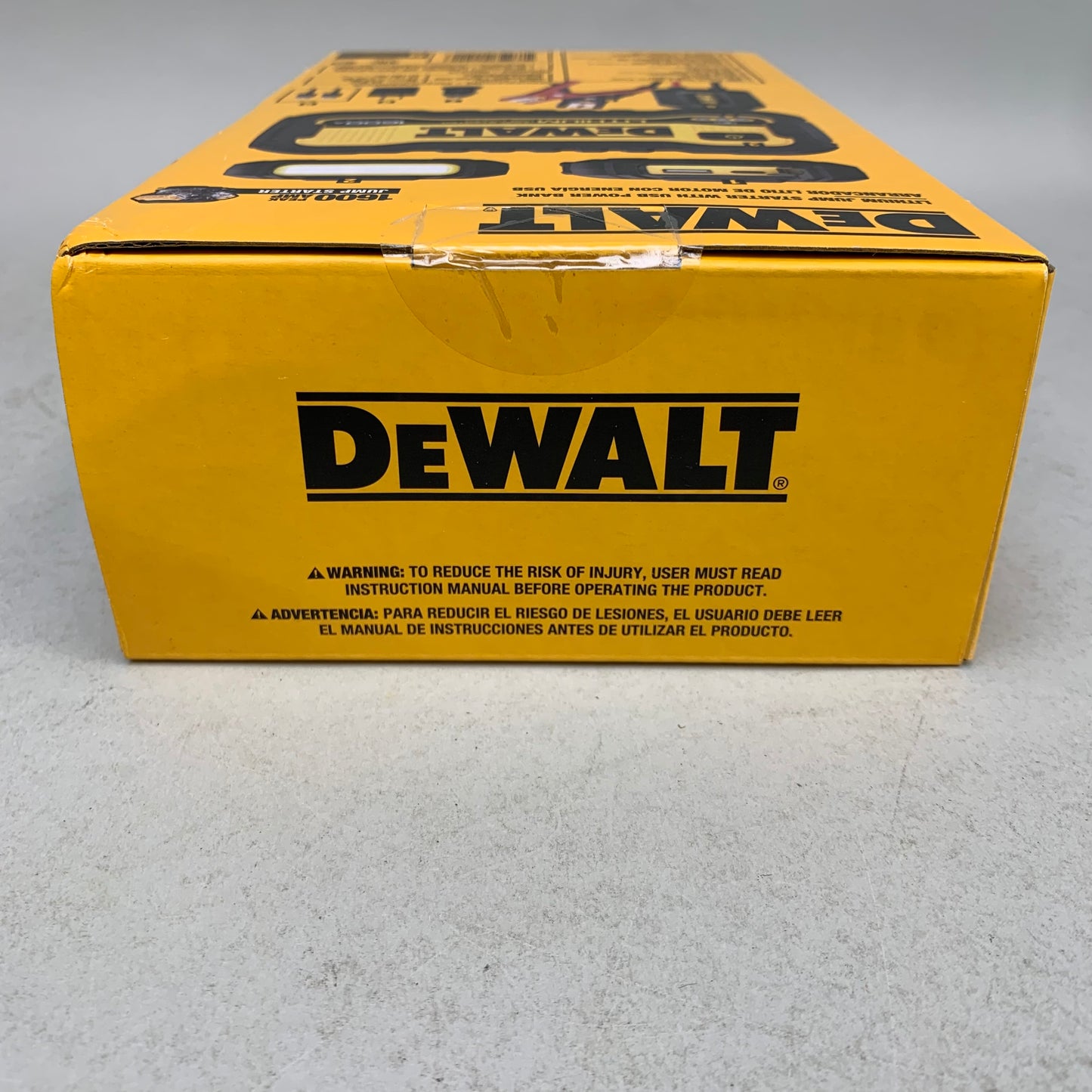 New DeWalt DXAELJ16 1600 AMP Lithium Jump Starter with USB Power Bank