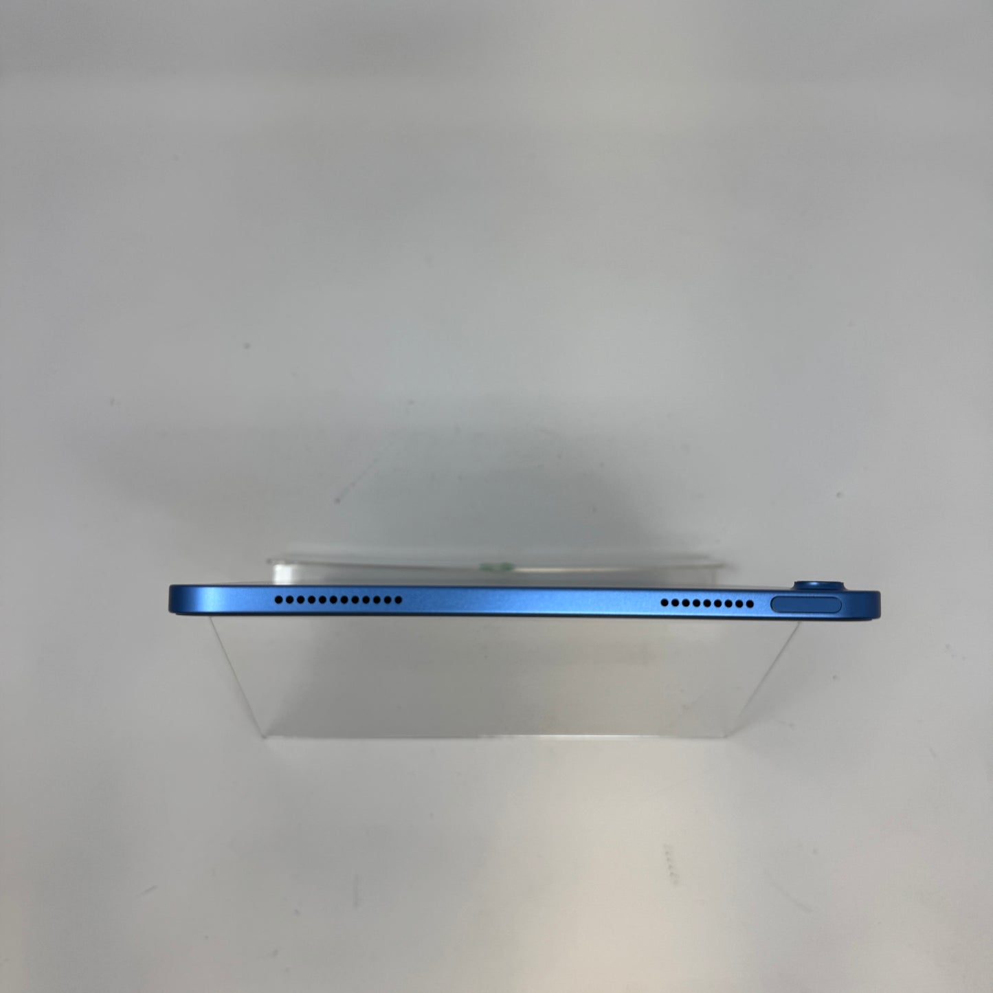 WiFi Only Apple iPad 11" (A16) 128GB Blue MD4A4LL/A
