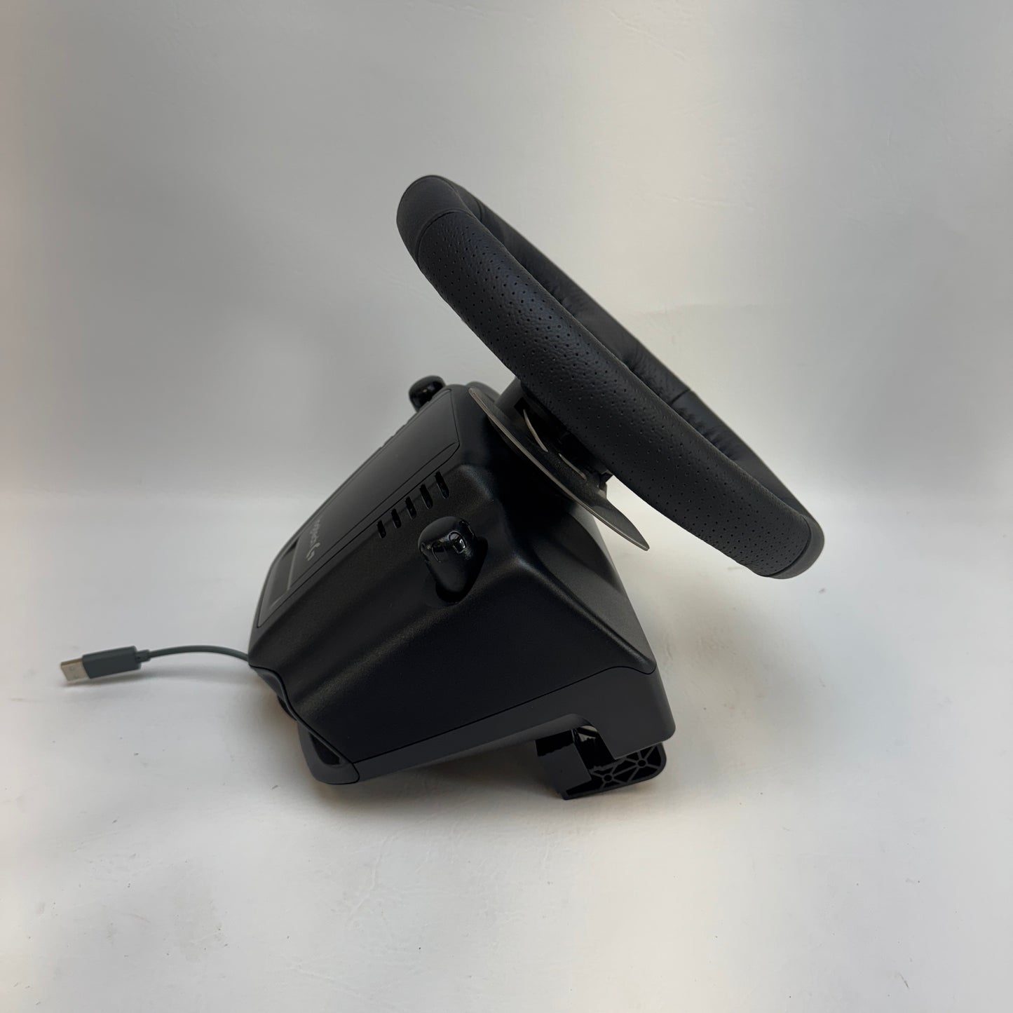 Logitech G920 Racing Wheel and Pedal 941-000121