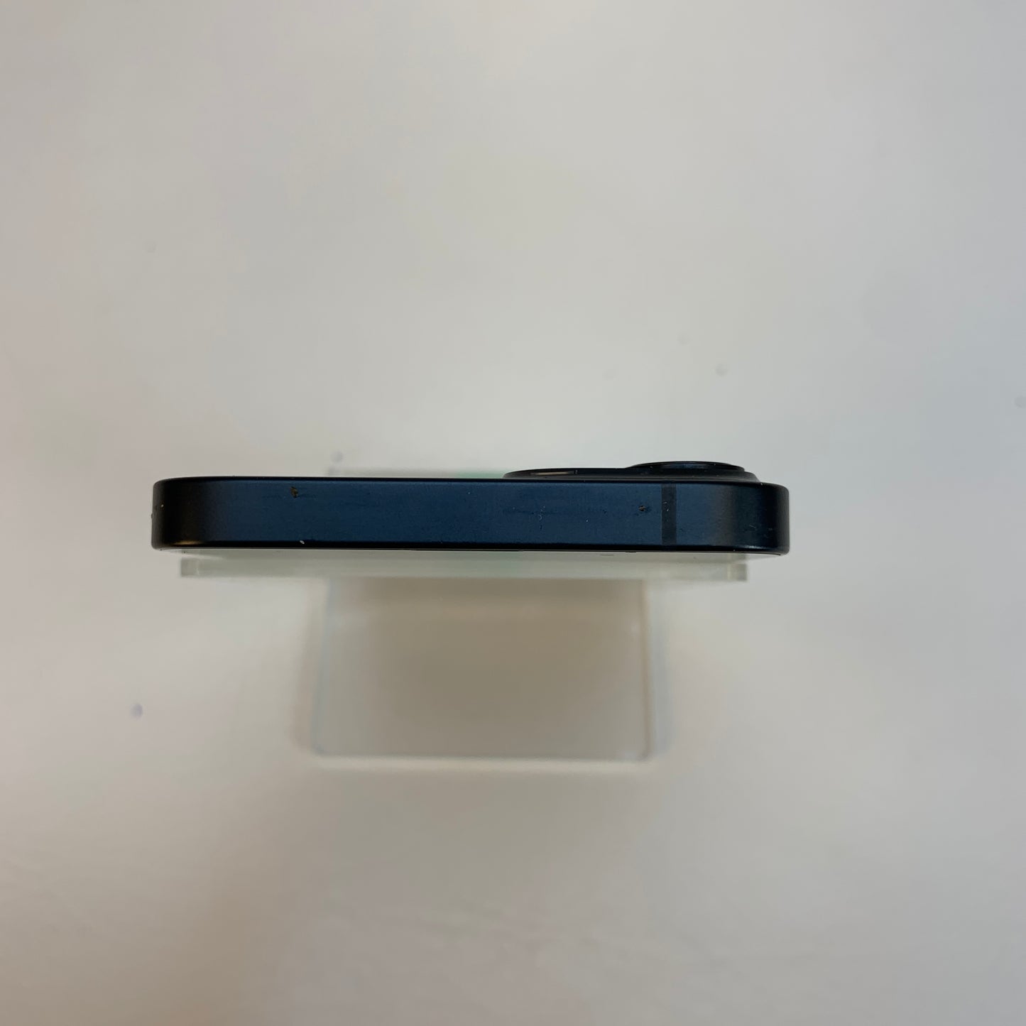 Unlocked Apple iPhone 13 128GB 18.0.1 Midnight MLML3LL/A