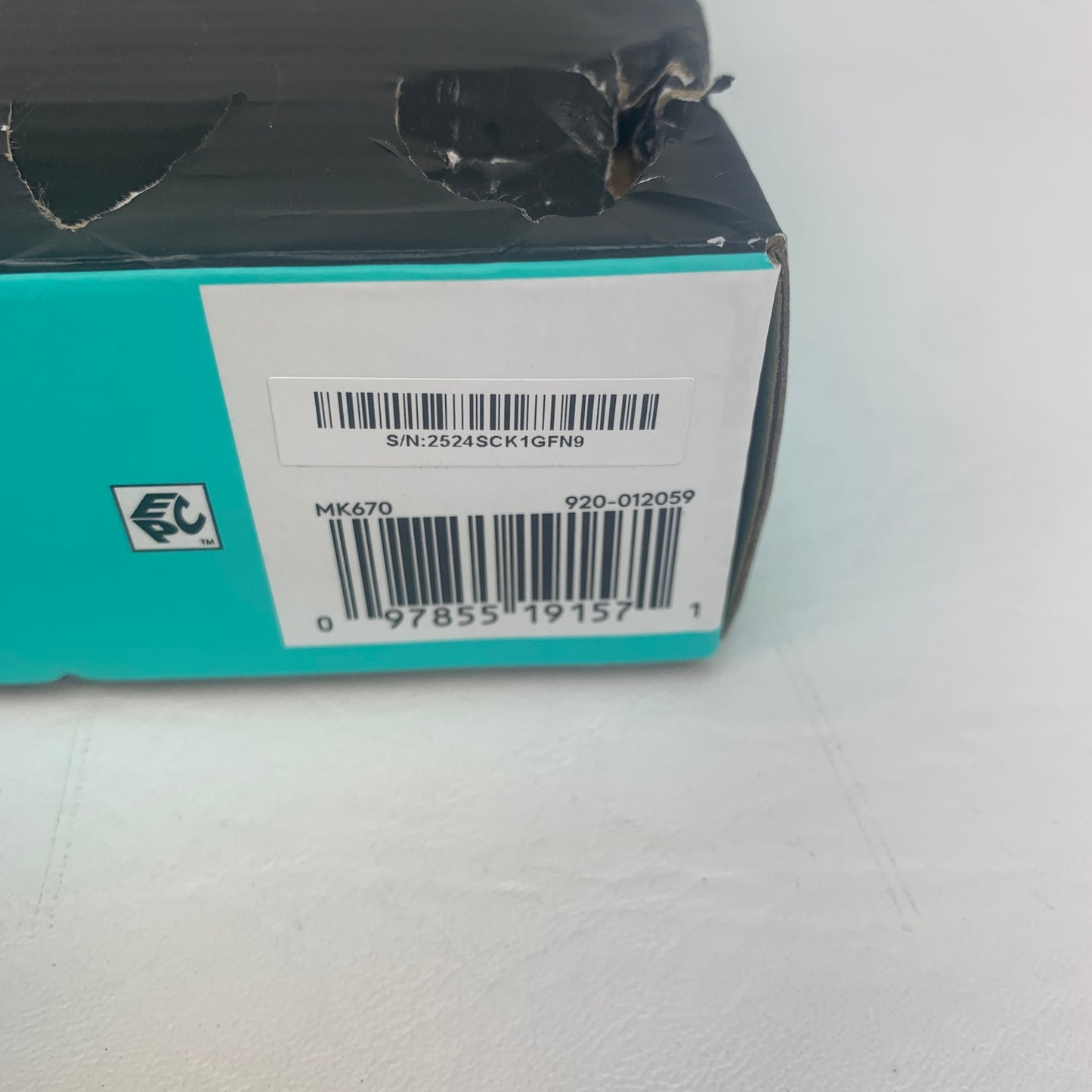 New Logitech Wave Keys MK670 Combo Keyboard and Mouse Combo