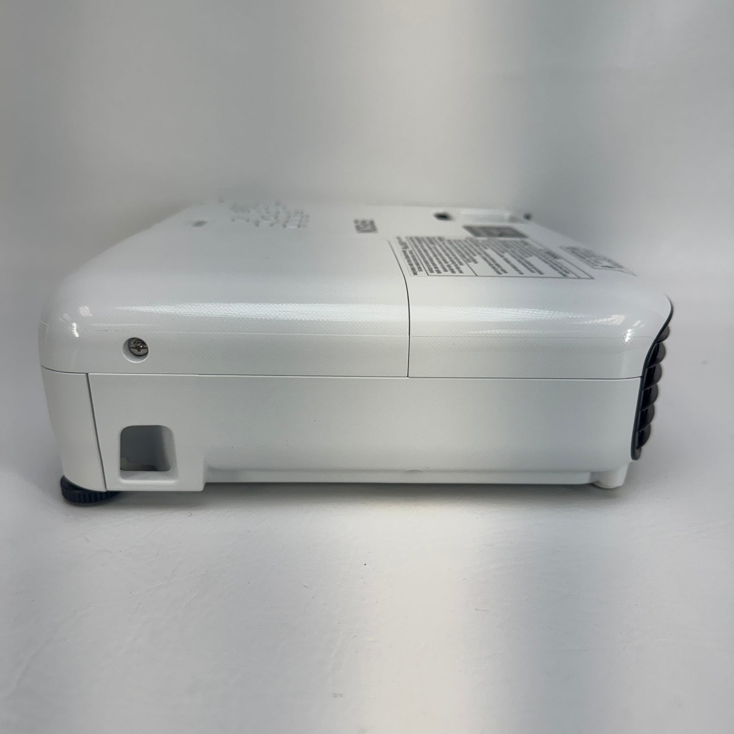 Epson H842A 600x800 3,300 Lumens 3LCD Projector