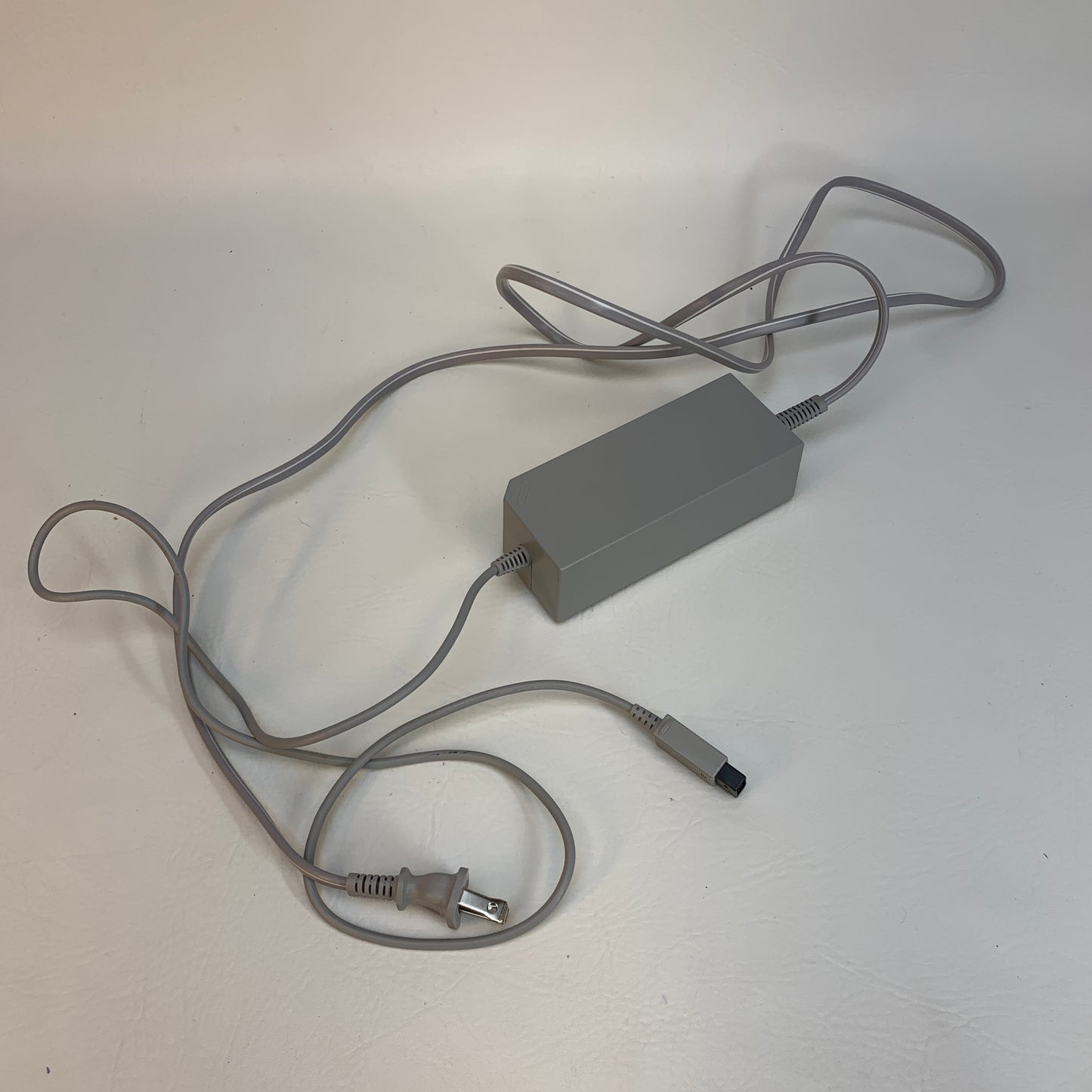 Nintendo Wii Video Game Console RVL-001 White