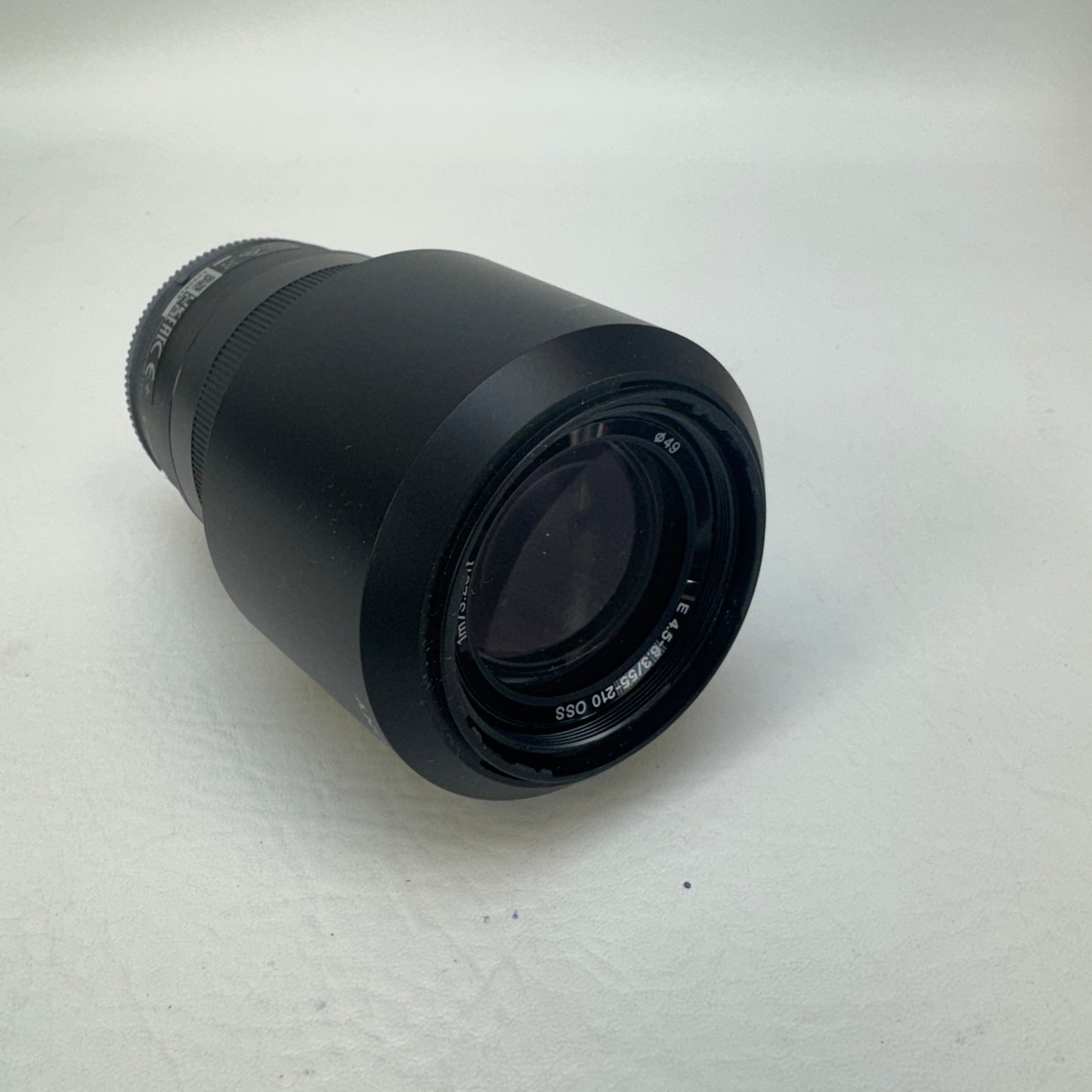 Sony SEL55210 55-210mm f/4.5-6.3 E-Mount Telephoto Zoom Lens SEL55210