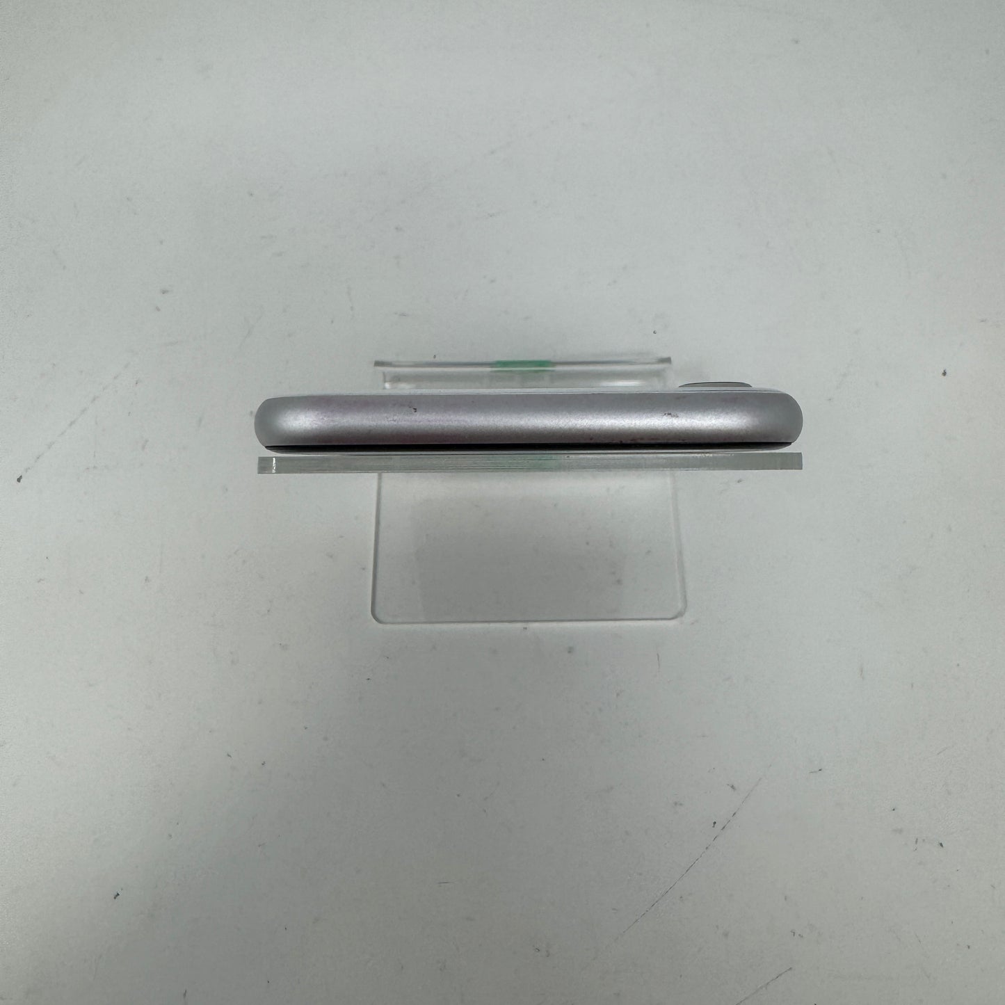 Unlocked Apple iPhone SE 2nd Gen 64GB White MX9T2KH/A