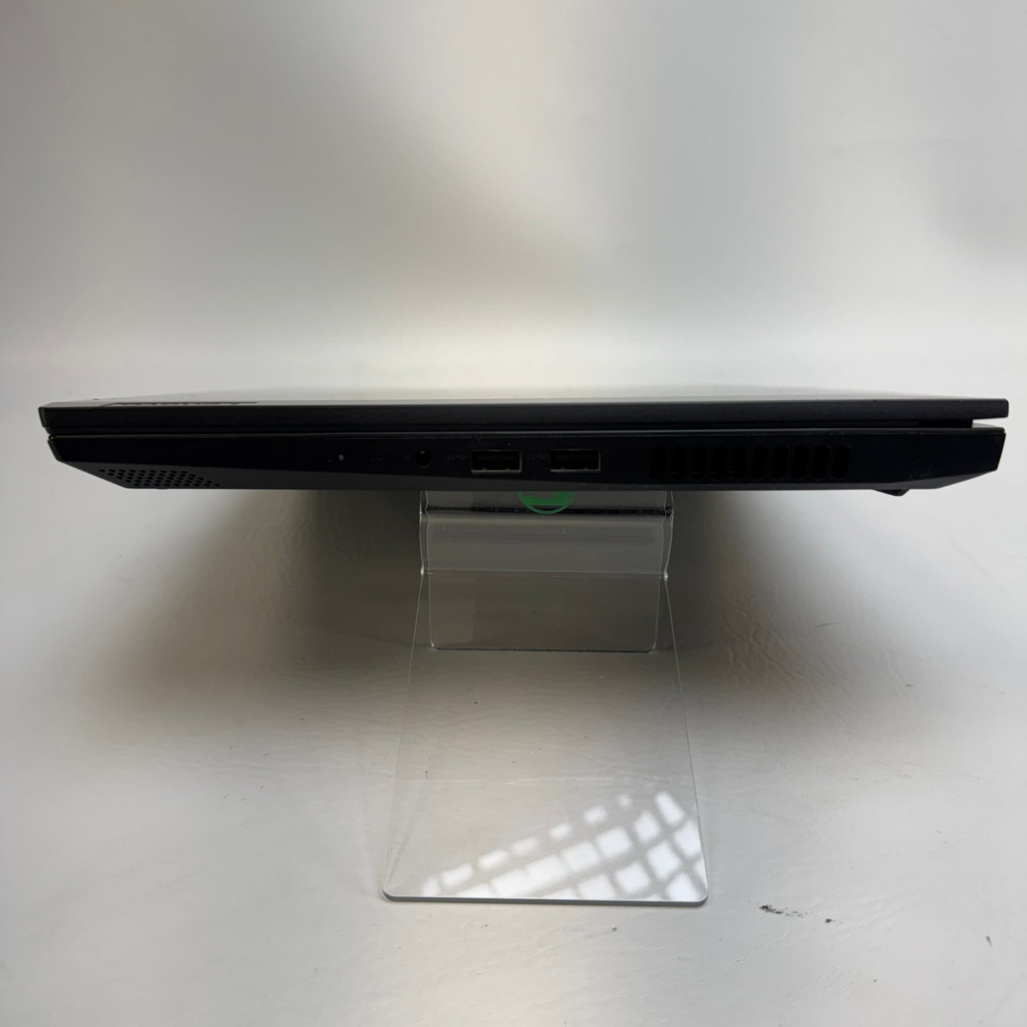 Lenovo IdeaPad GAMING 3 15.6" Ryzen 5 5600H 3.3GHz 16GB RAM 256GB SSD