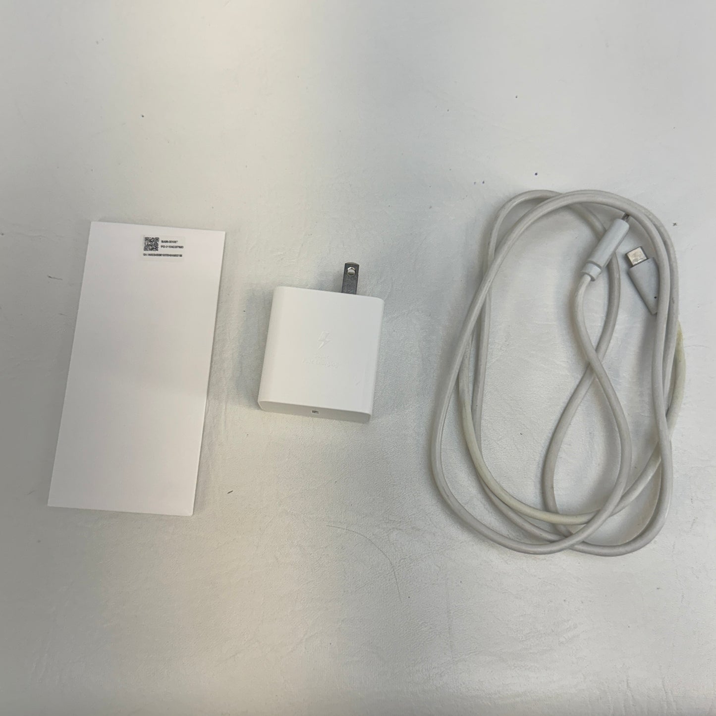 Samsung Galaxy Book4 Edge NP940XMA 14" Snapdragon X Elite X1E80100 3.4GHz 16GB