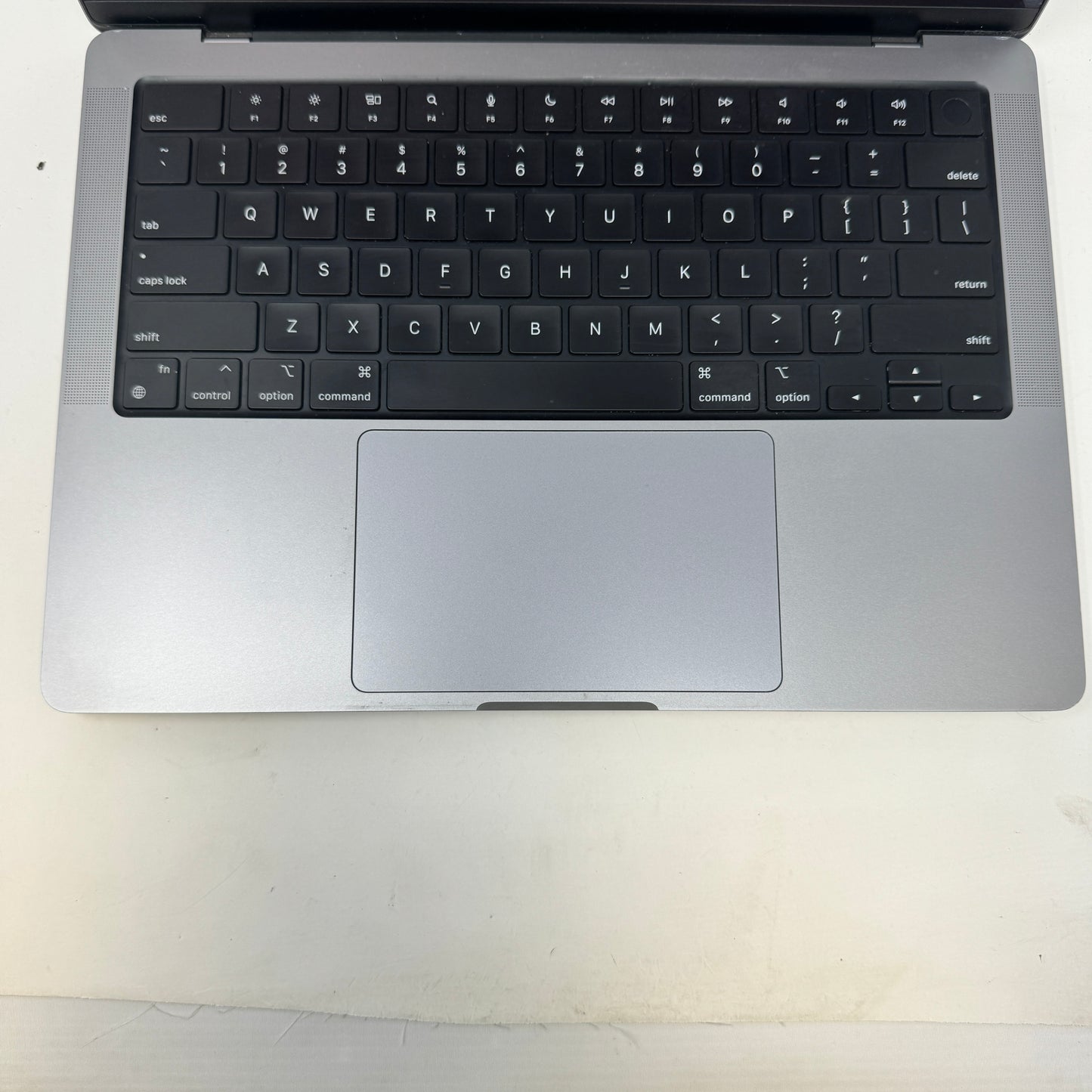 2021 Apple MacBook Pro 14" M1 10 3.2GHz 32GB RAM 1TB SSD Z15H00105LL/A