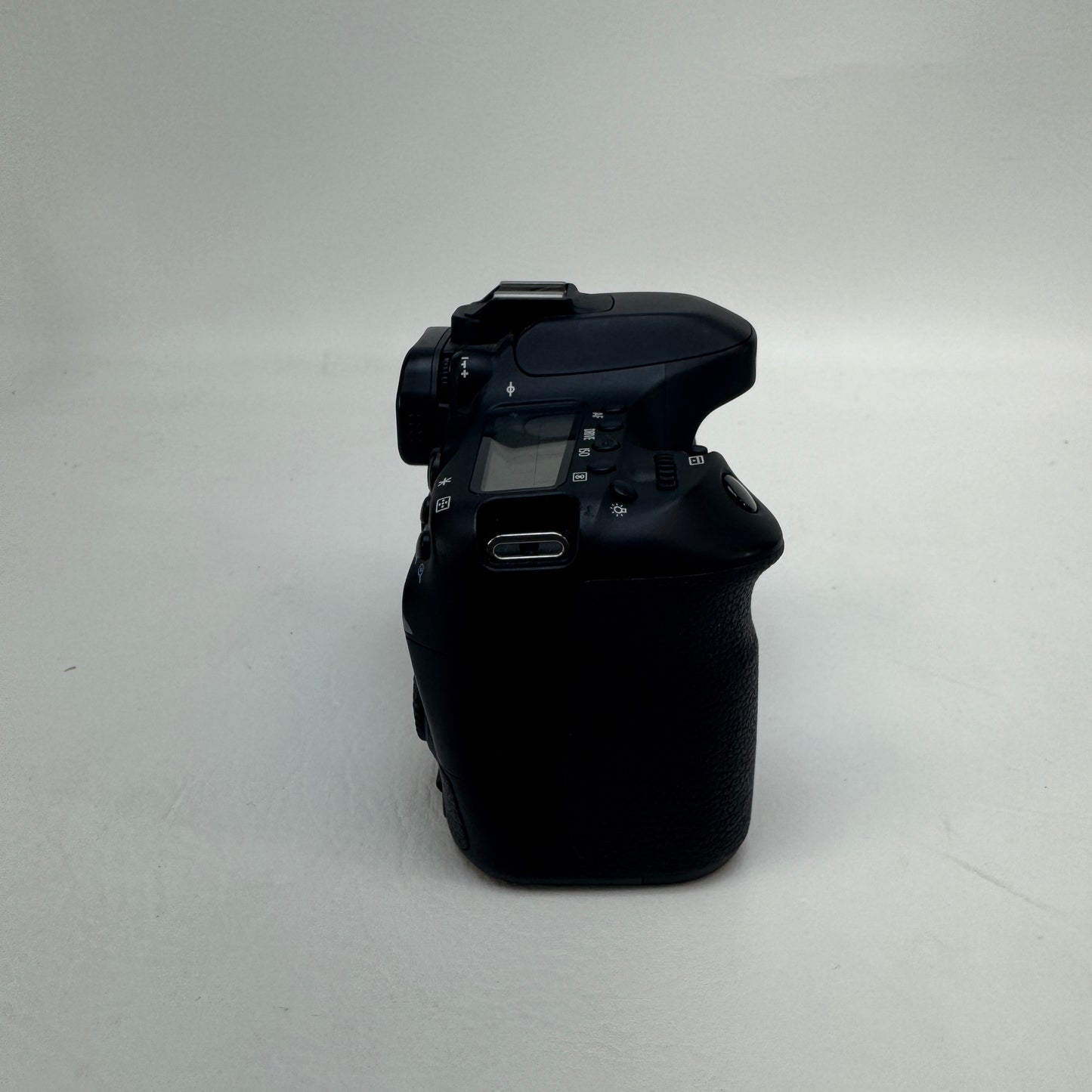 Canon EOS 80D 24.2MP Digital SLR DSLR Camera 1/8000 Shutter Count