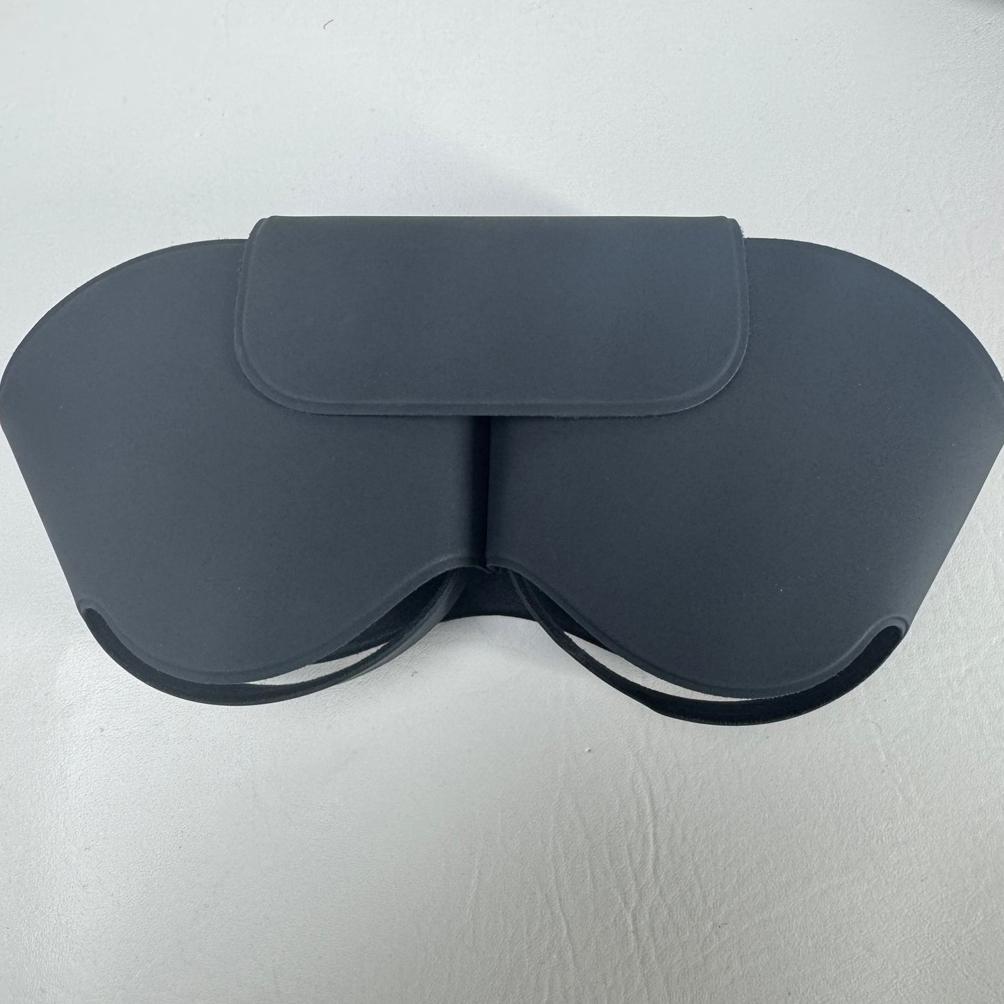 Apple AirPods Max Wireless Over-Ear Headphones Midnight MWW43AM/A