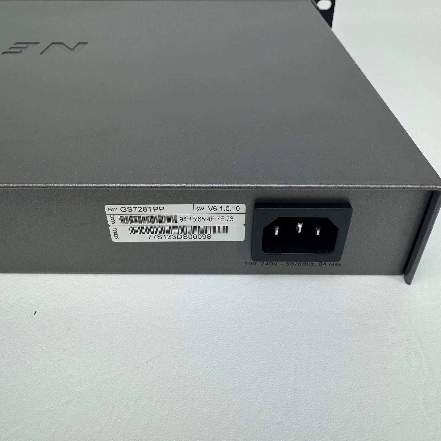 NETGEAR 24-Port Gigabit Ethernet GS728TPPV3 Ethernet Smart Switch GS728TPPV3