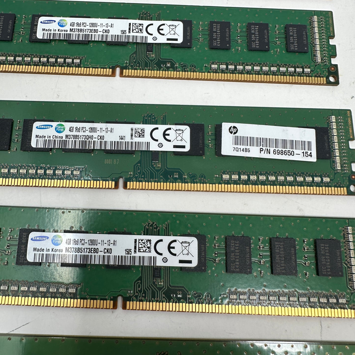 Lot of 14 Samsung 4GB (1x4GB) RAM DDR3 1600MHz M378B5173EB0