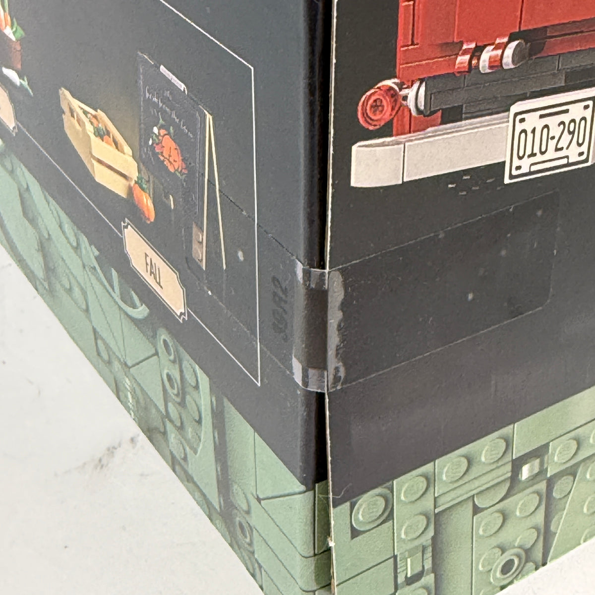 New LEGO Pickup Truck 10290 Icons Vehicles 1677pcs