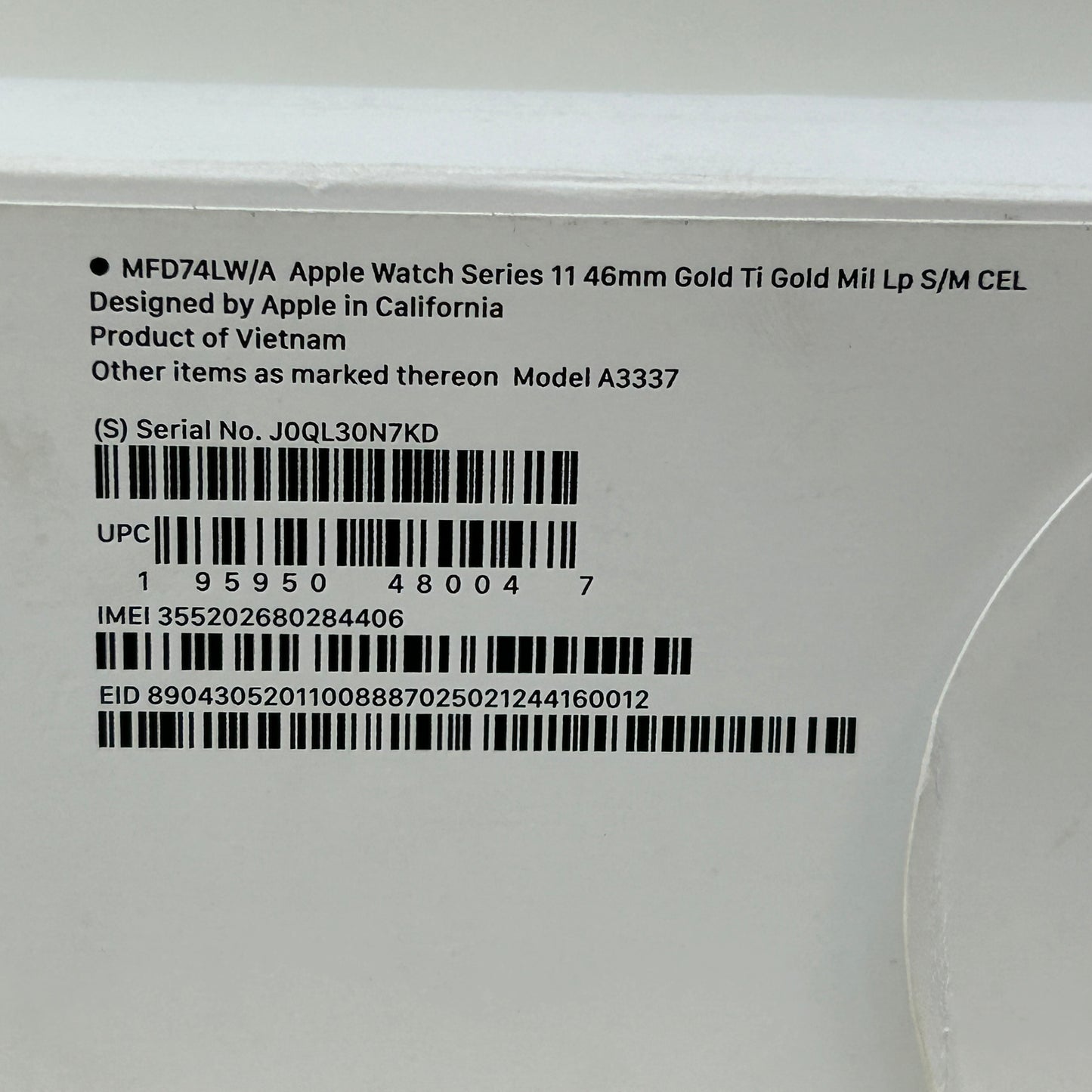 New Apple Watch Series 11 46mm Gold Titanium Case Gold Milanese Loop MFD74LW/A