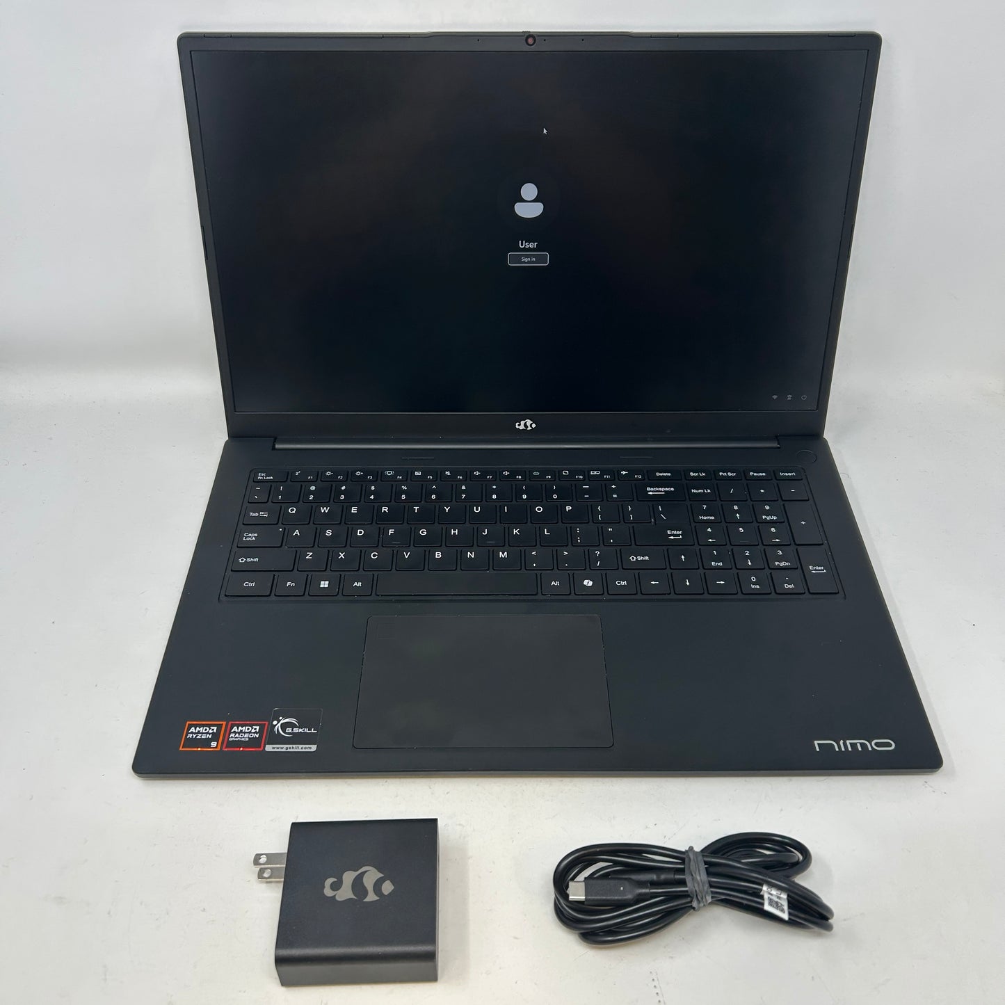 Nimo N175 17.3" Ryzen 9 8945HS 4.0GHz 16GB RAM 1TB SSD