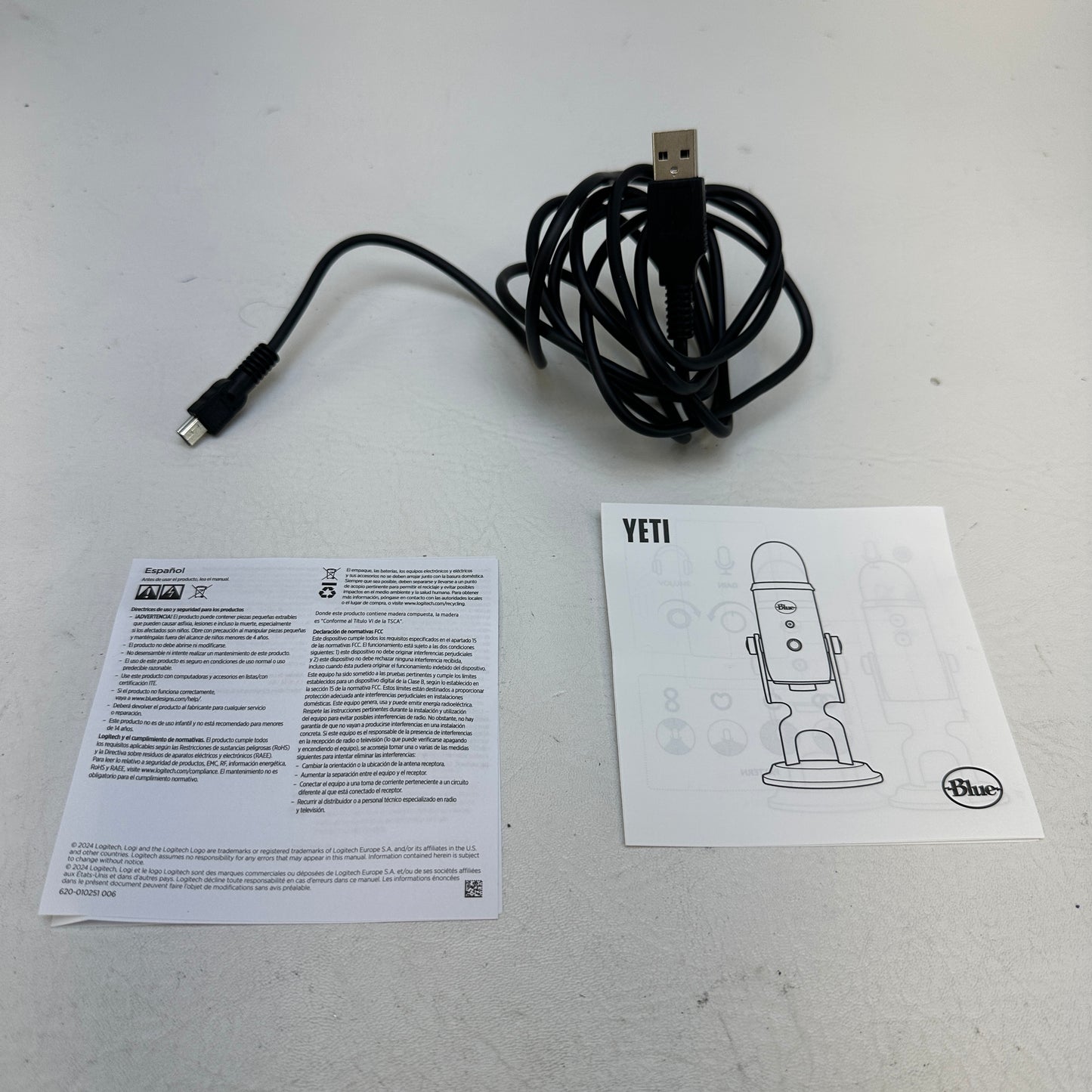 Yeti 2070 20Hz - 20kHz Premium Multi-Pattern USB Microphone 988-000100