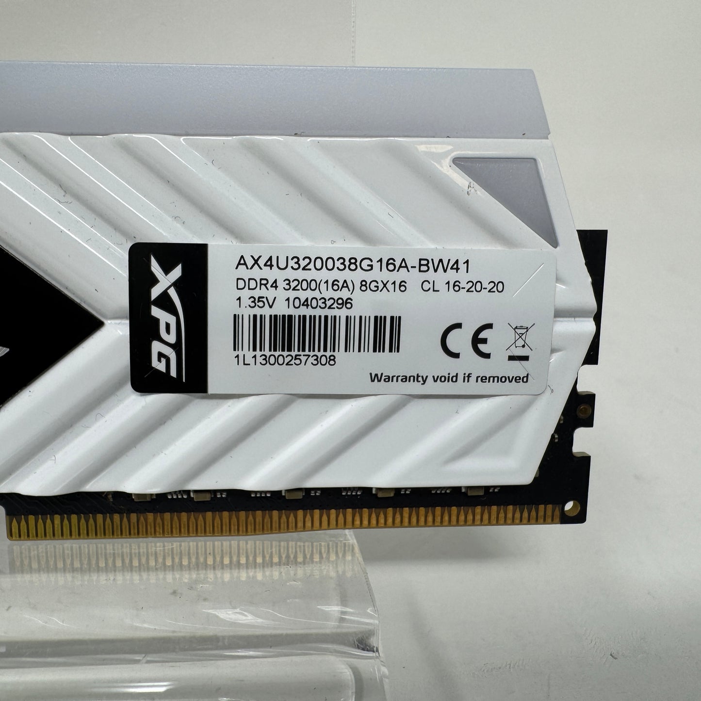 XPG SPECTRIX D41 RGB 8GB (1x8GB) RAM DDR4 3200MHz AX4U320038G16A-BW41