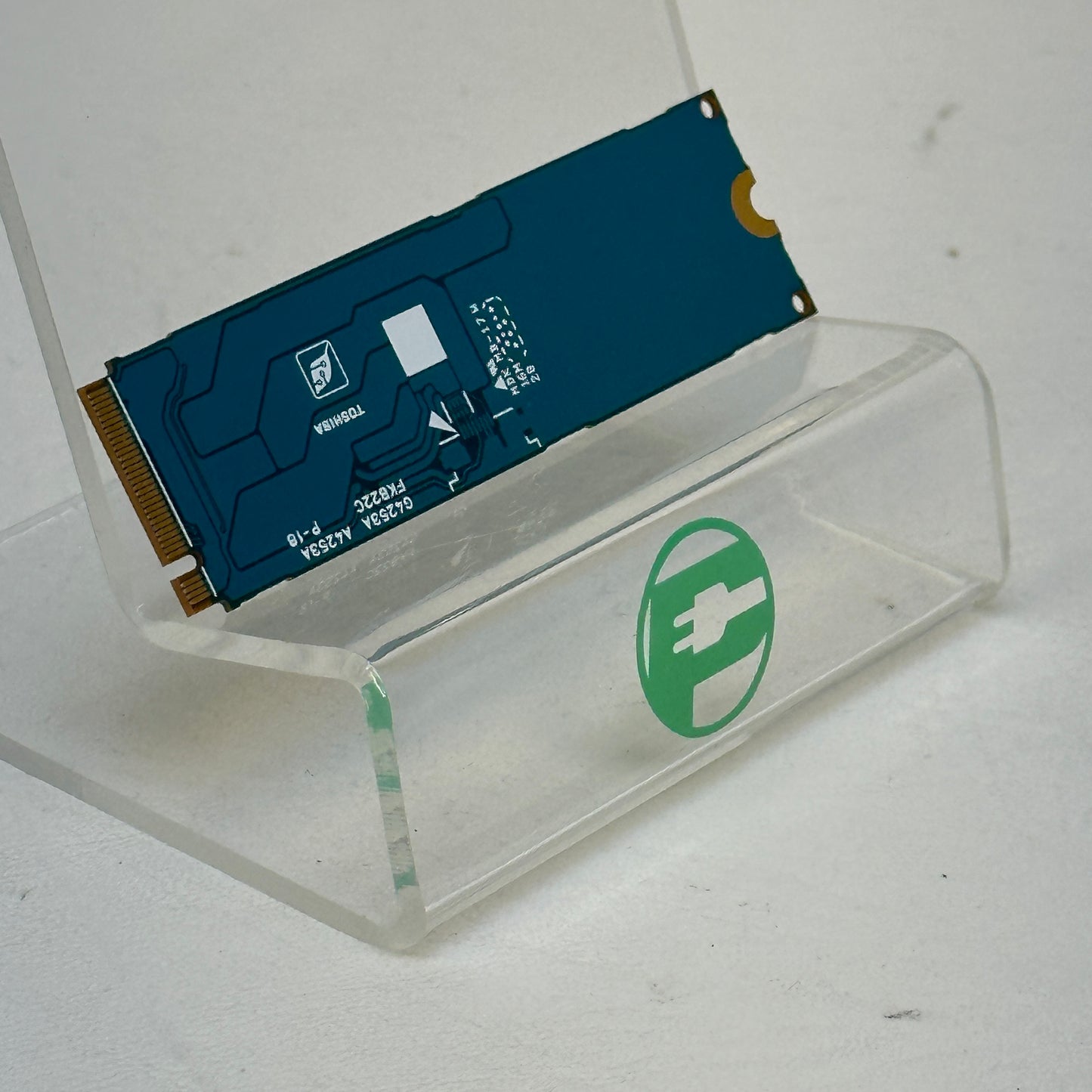 Toshiba M.2 2280 THNSN5256GPUK 256GB PCIe Gen 3.0 x4 SSD 08D5HT