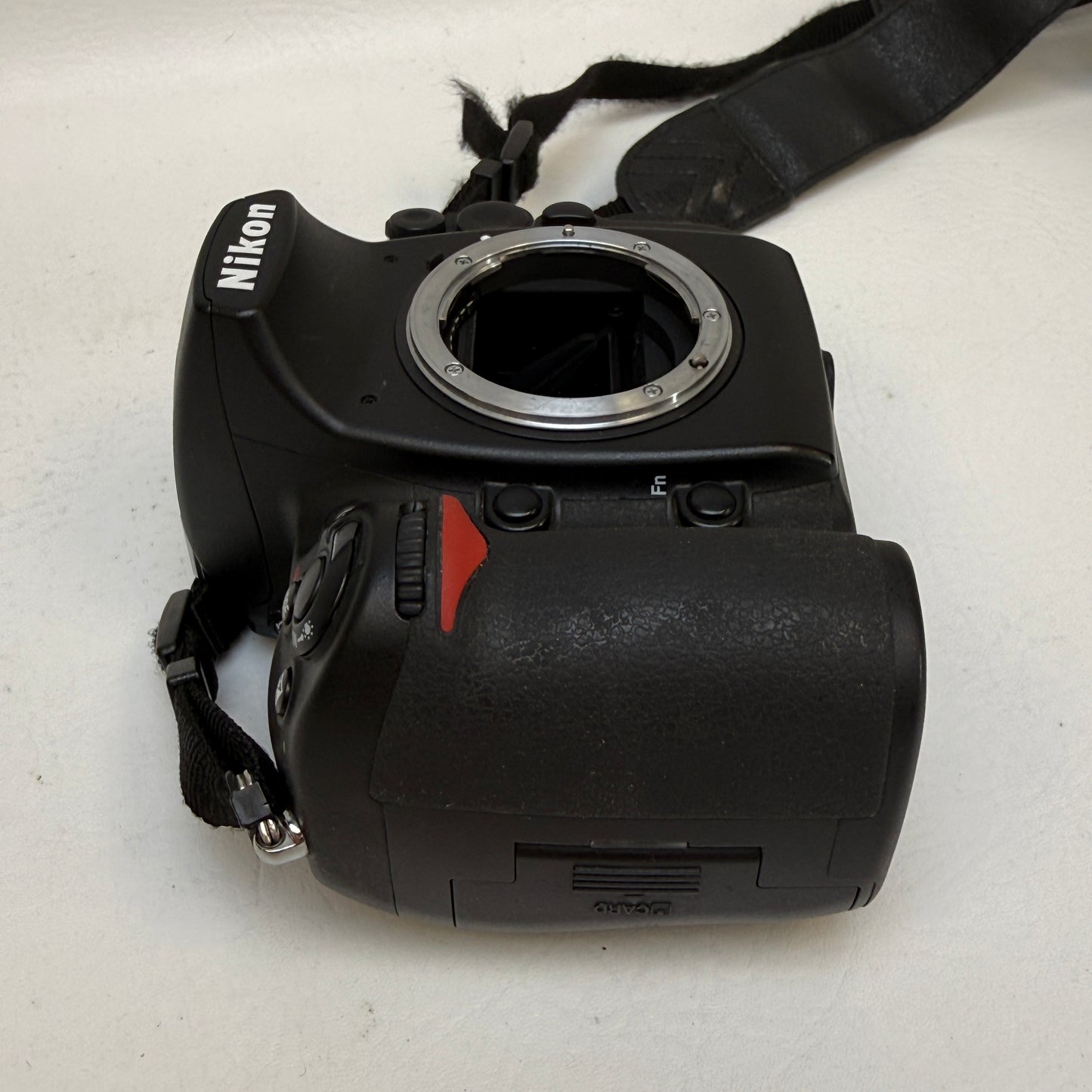 Nikon D700 12.1MP Digital SLR DSLR Camera Body