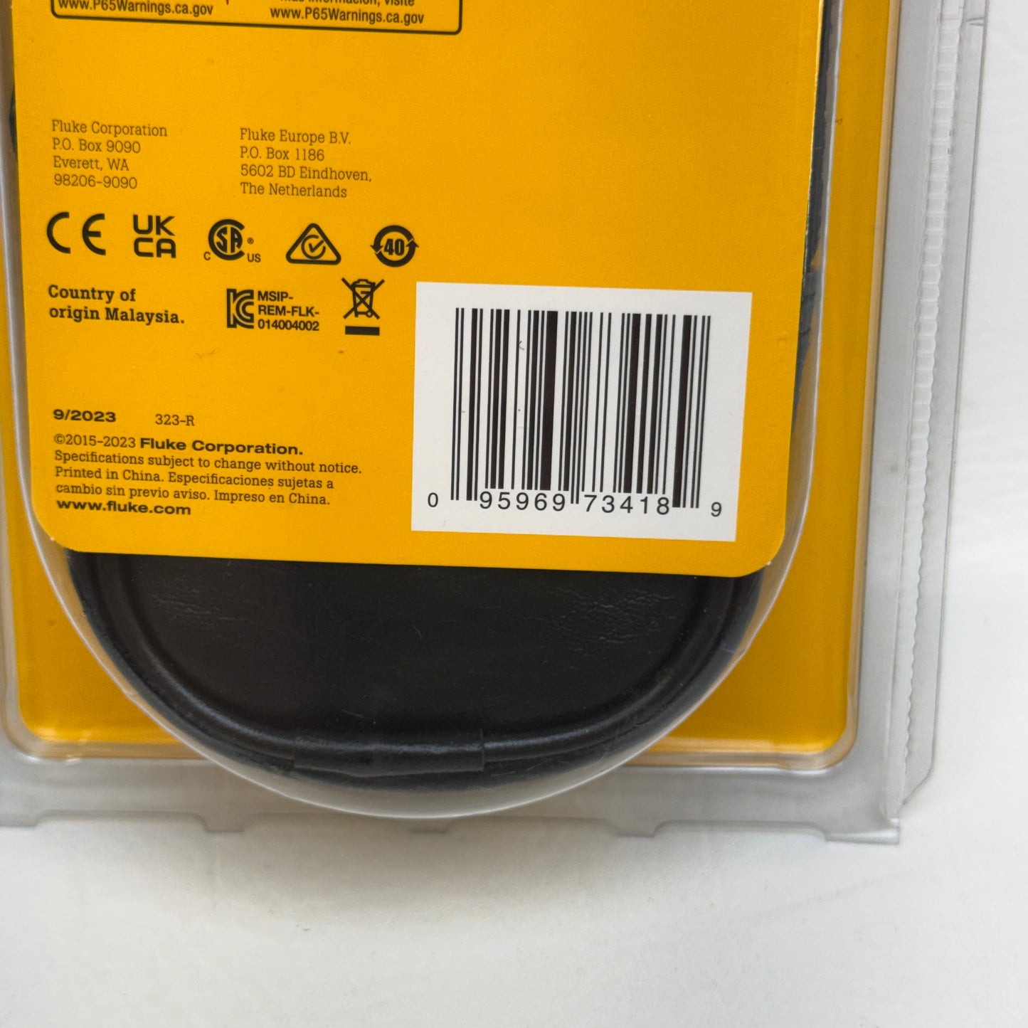 New Fluke 323 True RMS AC Clamp Meter - 600V AC/DC - Model 772346