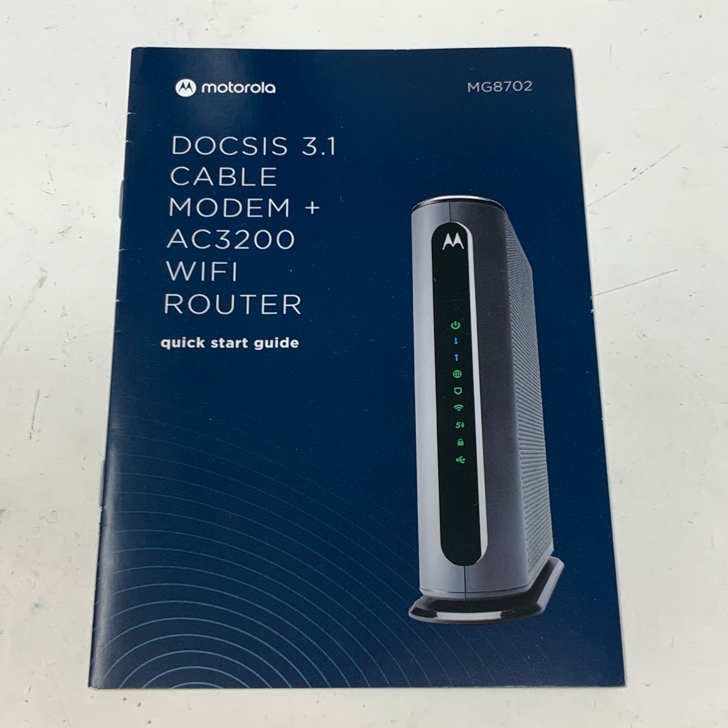 Motorola MG8702 Ultra-Fast DOCSIS 3.1 Cable Modem + AC3200 Dual-Band WiFi Router