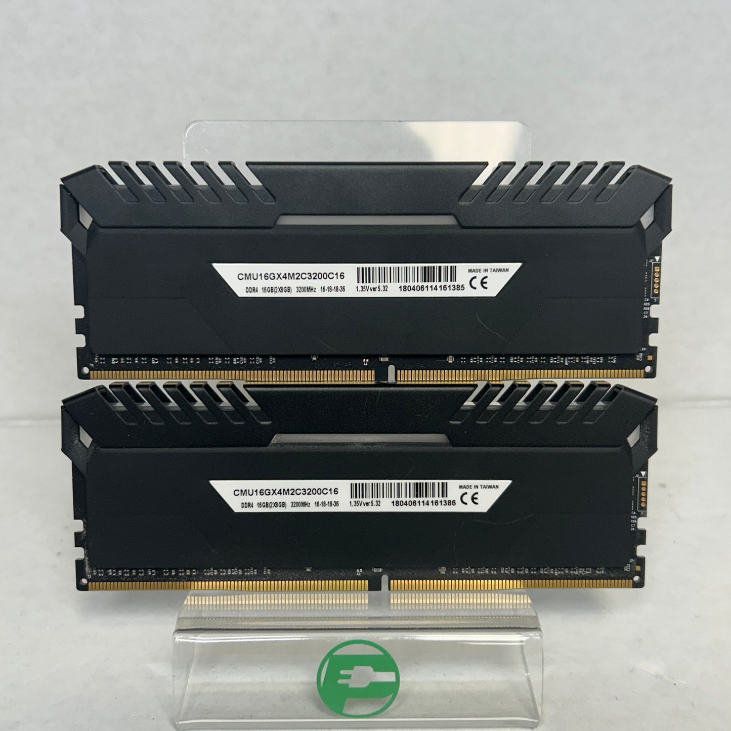 Corsair Vengeance RGB Pro 16GB (2x8GB) RAM DDR4 3200MHz CMU16GX4M2C3200C16