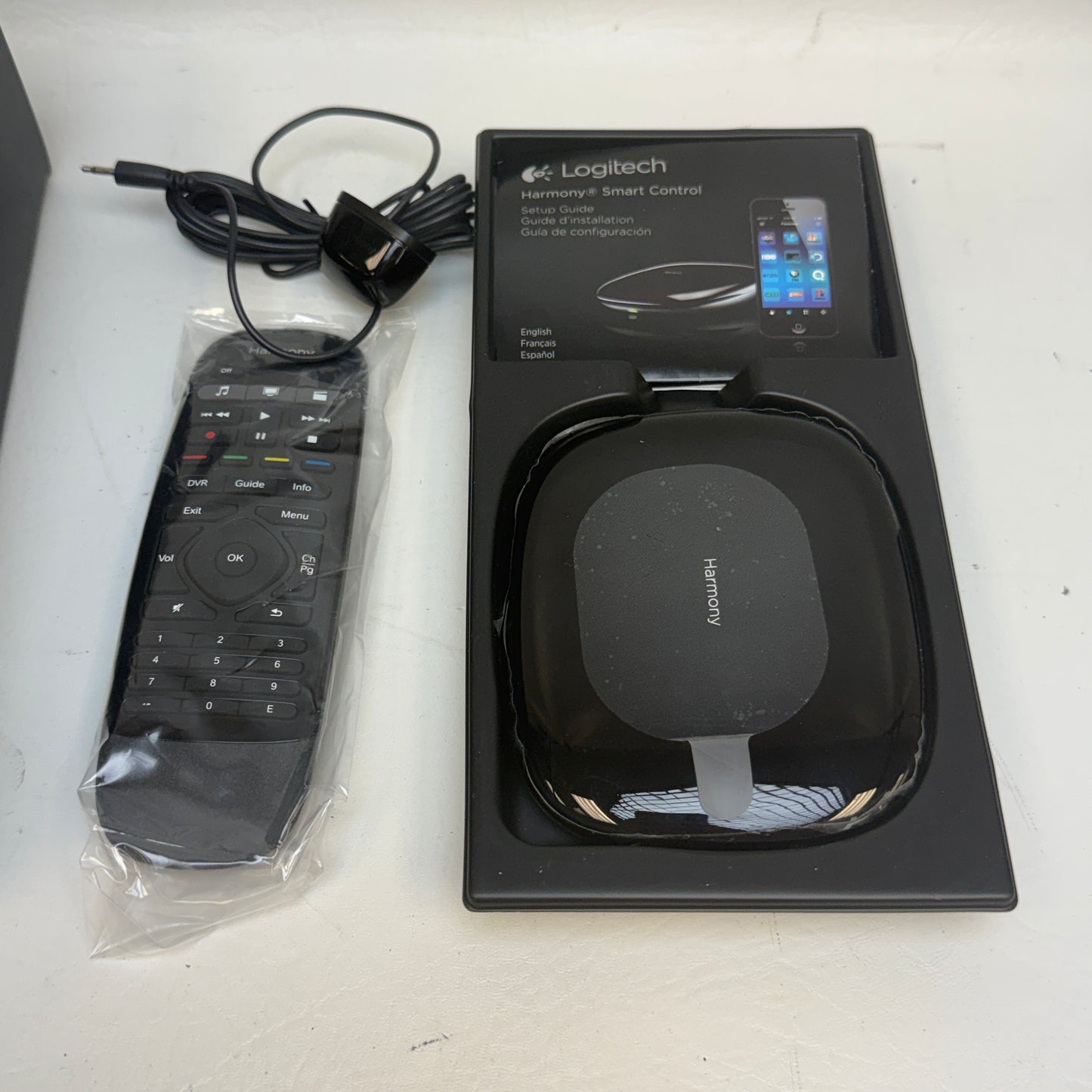 Logitech Harmony Smart Control 915-000194 Hub & Remote