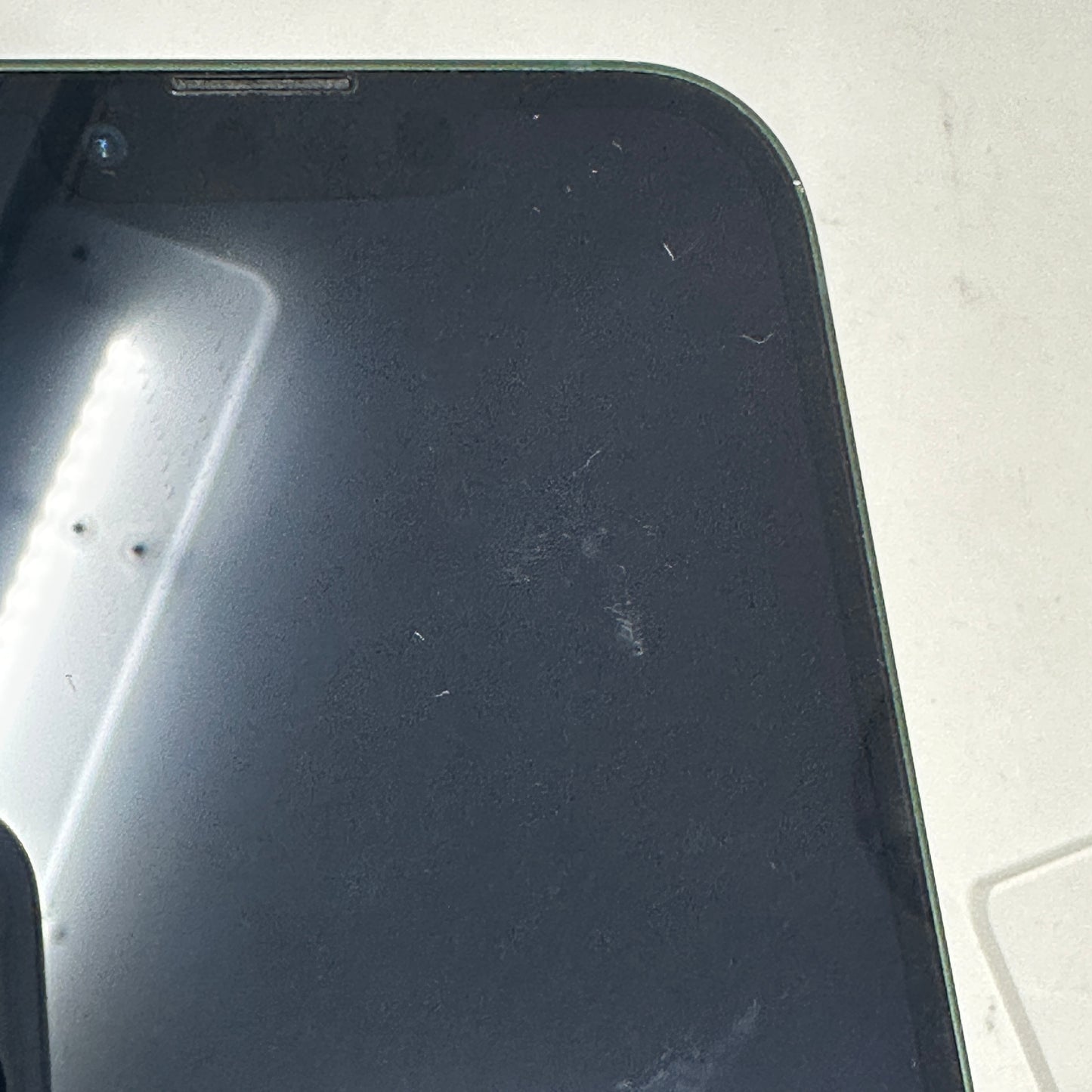 Factory Unlocked Apple iPhone 13 128GB Green MNG33LL/A