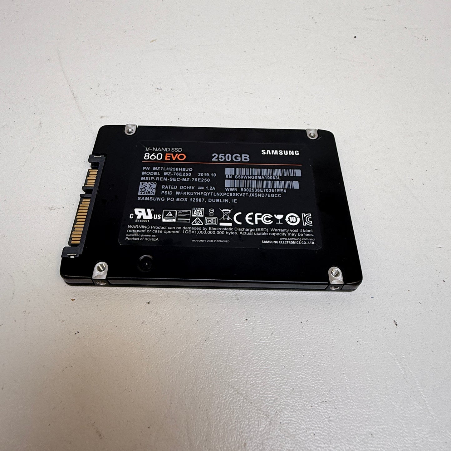 Samsung 2.5" 860 EVO 250GB SATA III 6Gbps SSD MZ-76E250