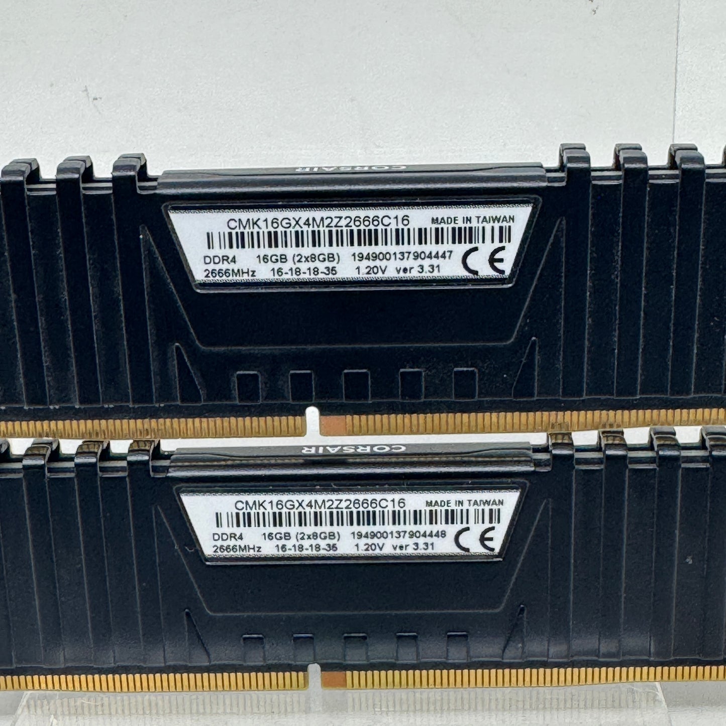 Corsair Vengeance LPX 16GB (2x8GB) RAM DDR4 2666MHz CMK16GX4M2Z2666C16