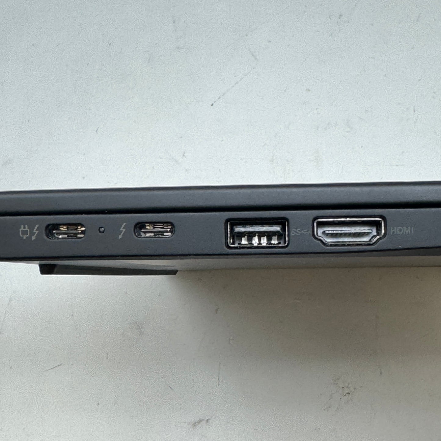 Lenovo ThinkPad X1 Carbon Gen 9 14" i7-1185G7 3.0GHz 32GB RAM 2TB SSD