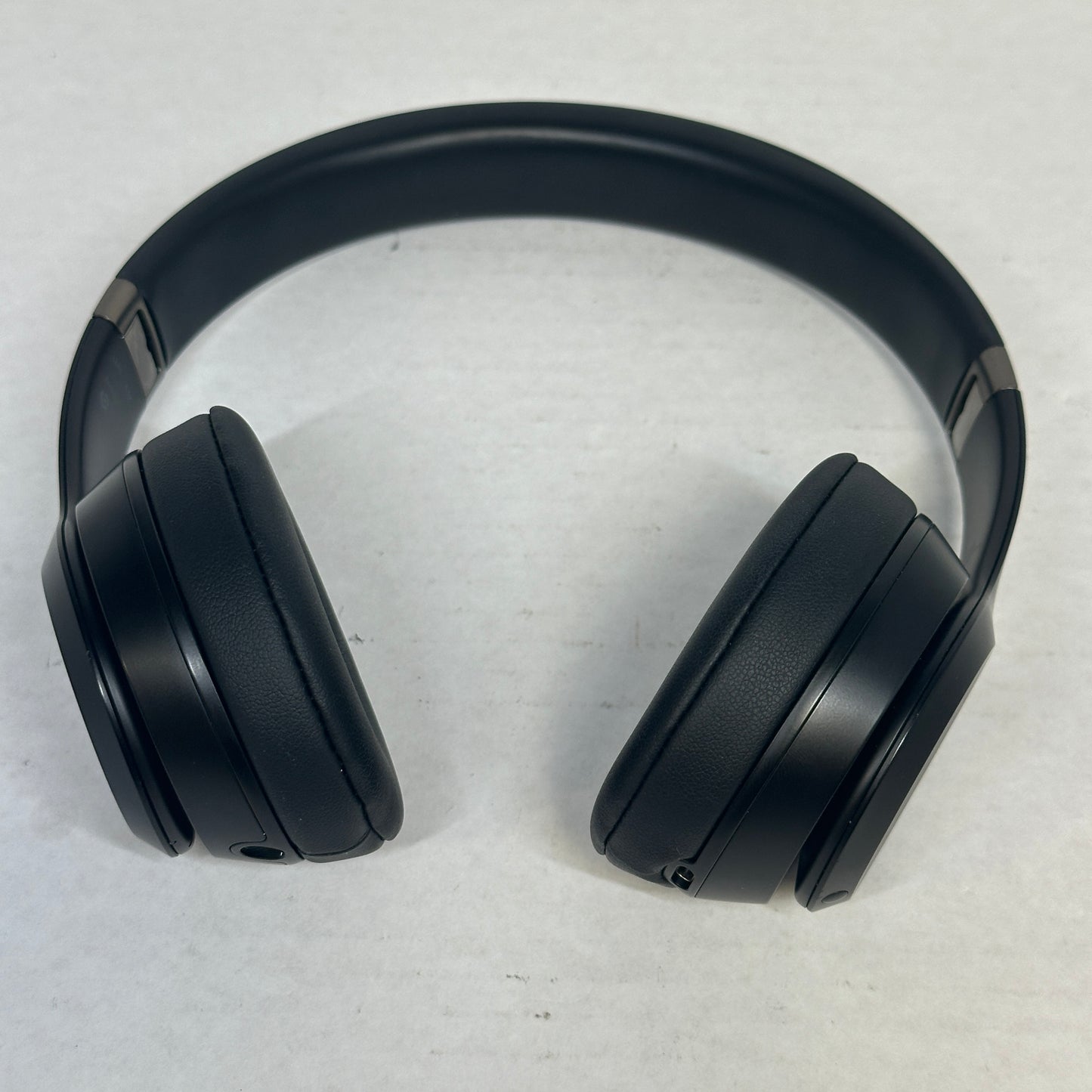 Beats Solo4 Wireless On-Ear Bluetooth Headphones Black A3140