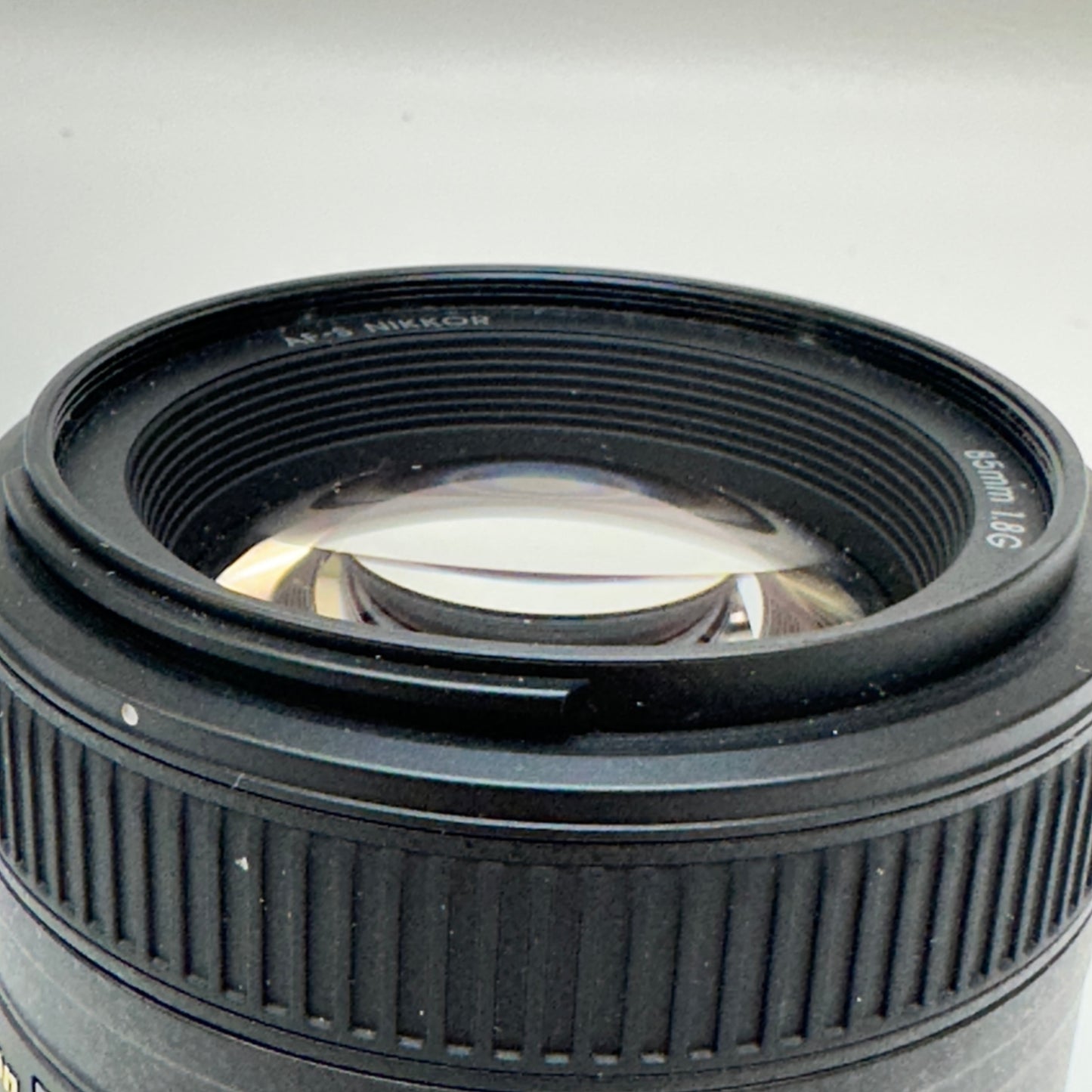 Nikon AF-S NIKKOR 85mm f/1.8 Auto & Manual Lens F