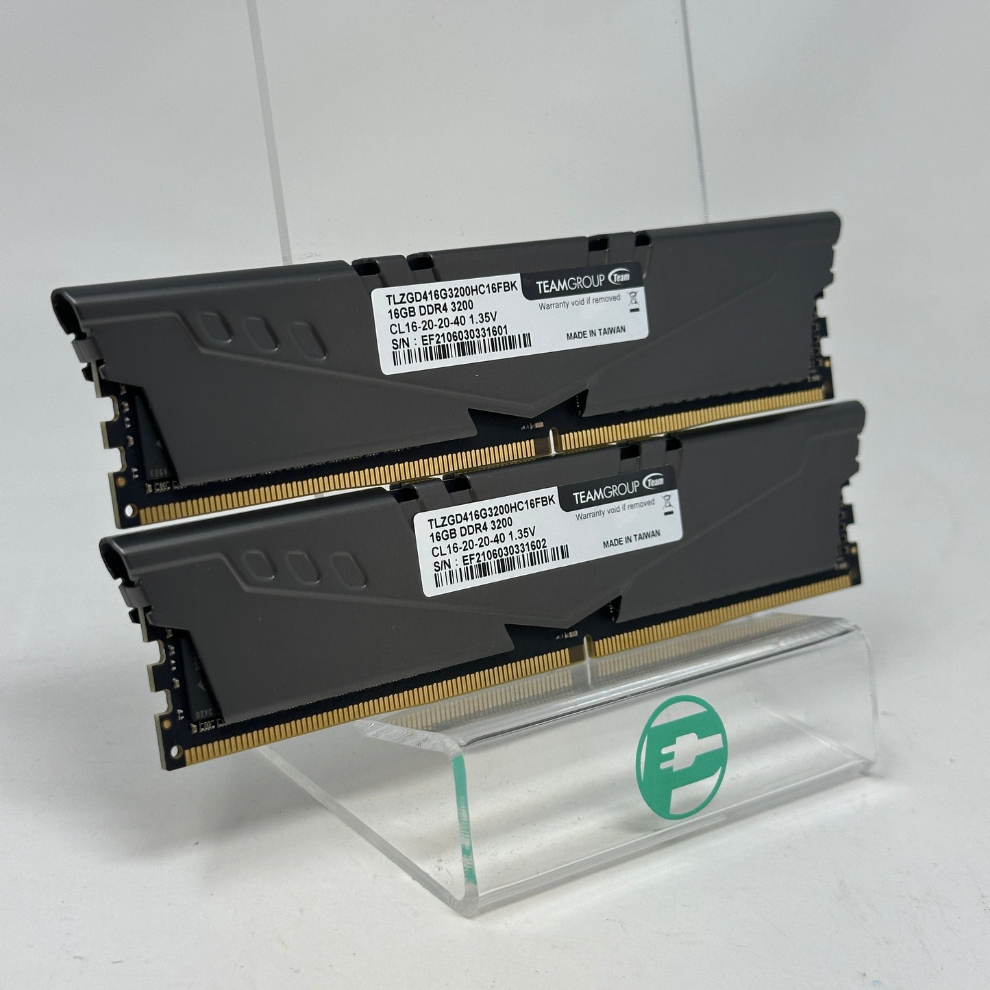 TeamGroup Vulcan Z 32GB (2x16GB) RAM DDR4 3200MHz TLZGD416G3200HC16FBK