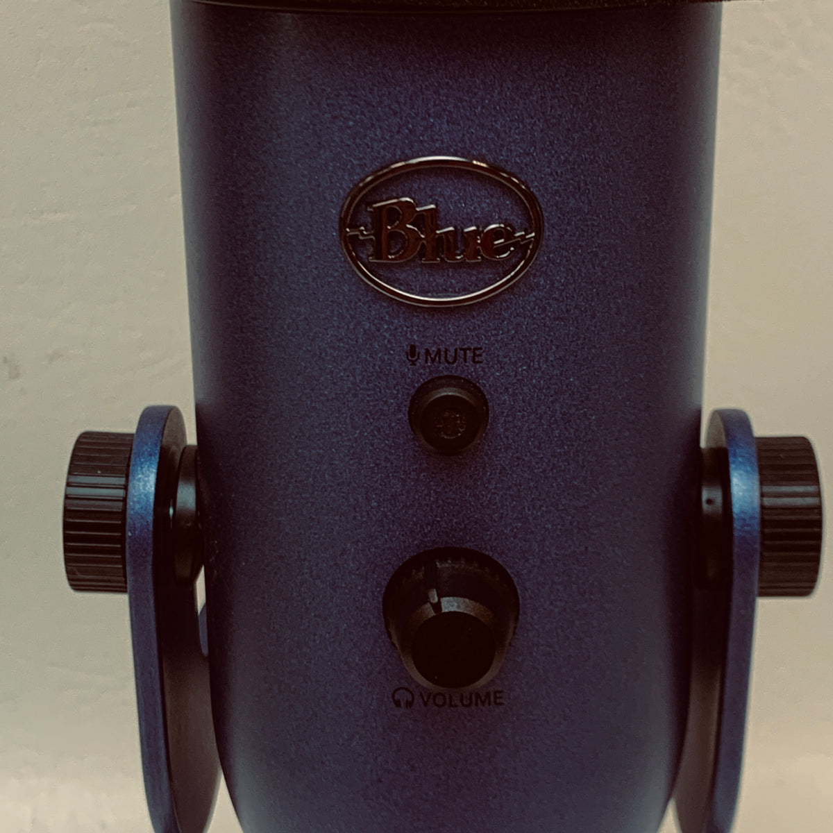 Blue Yeti Nano 20 Hz - 20 kHz USB Condenser Microphone 888-000328