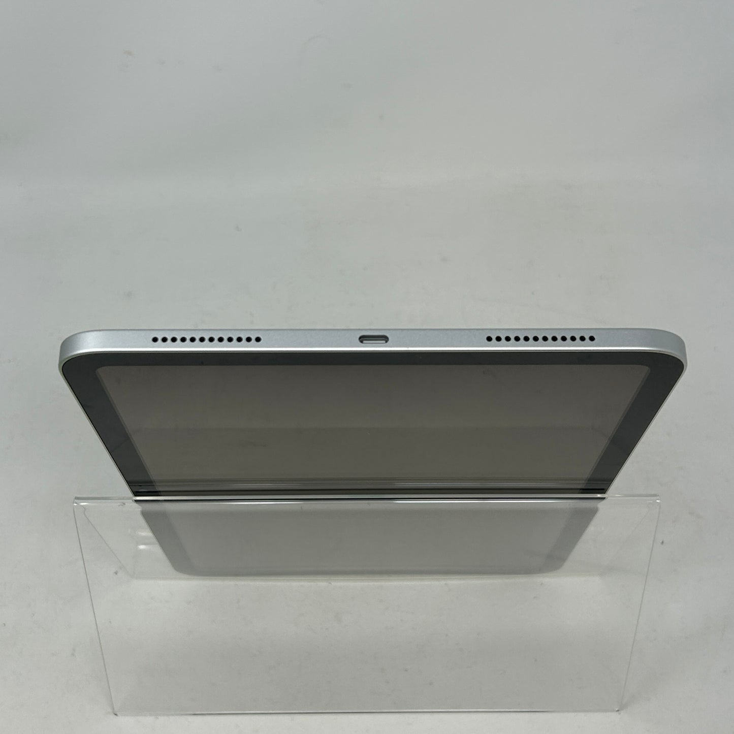 WiFi Only Apple iPad 11" (A16) 128GB Silver MD3Y4LL/A