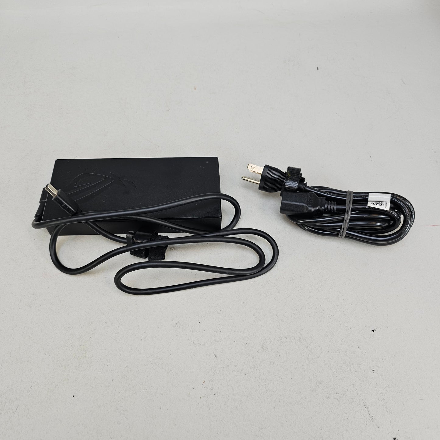 ASUS ROG Zephyrus G16 90nr0ir5-m00420 Ultra 9 185H 32GB RAM 1TB SSD RTX 4080