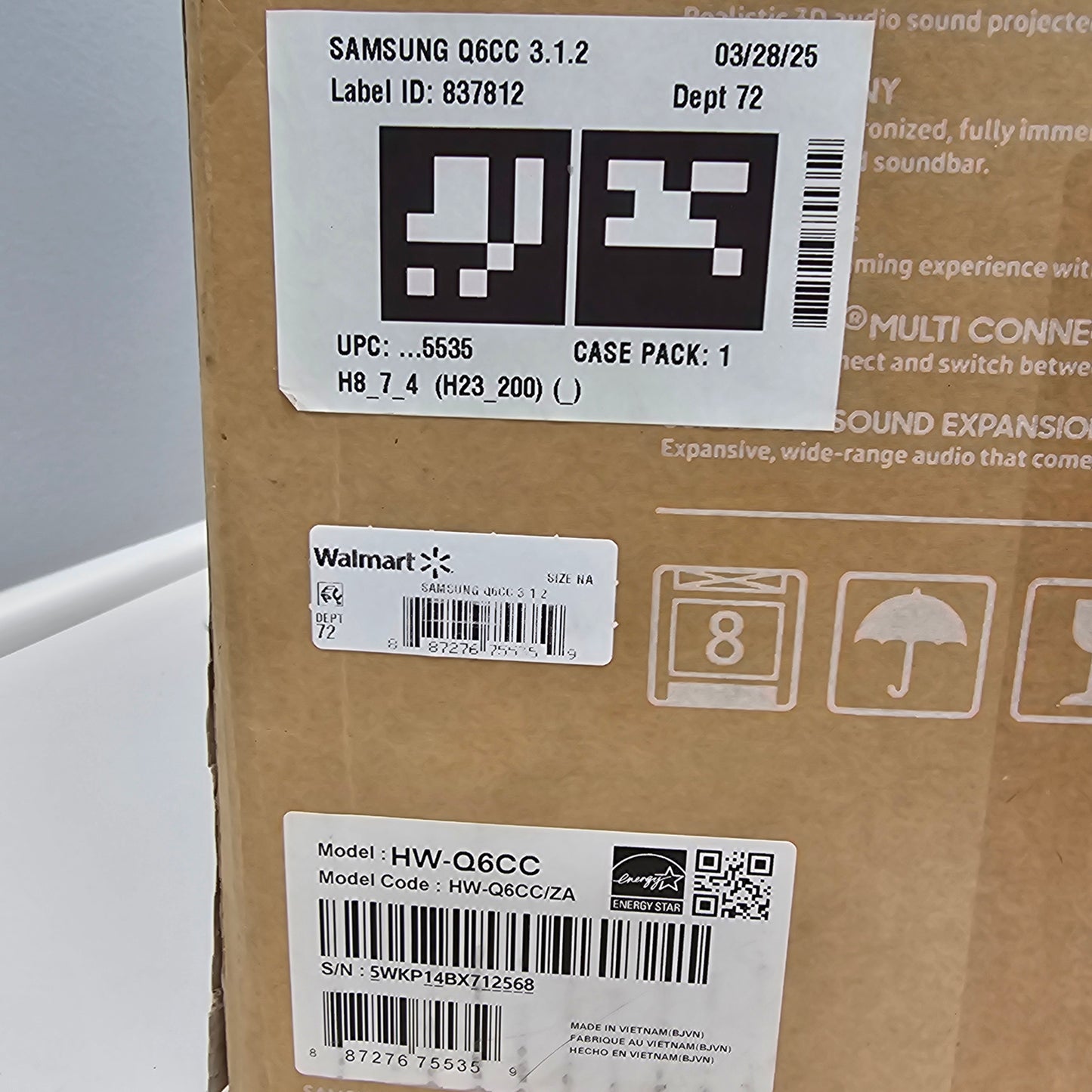 New SAMSUNG Q-Series 3.1 ch. Dolby ATMOS Soundbar with Q-Symphony (HW-Q6CC)