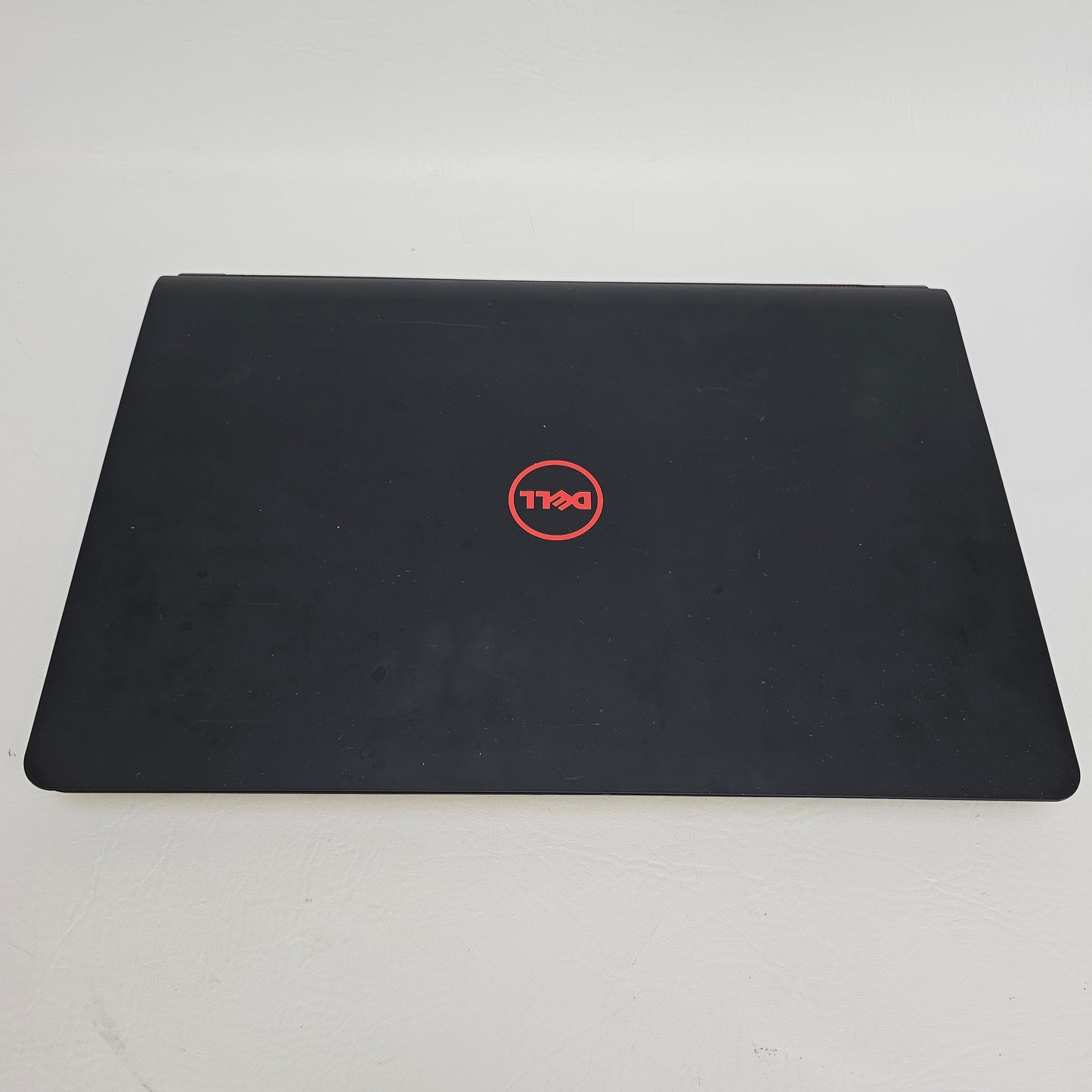 Dell Inspiron 15 5577 15.6"  i5-7300HQ 2.5GHz 8GB RAM 256GB SSD GeForce GTX 1050