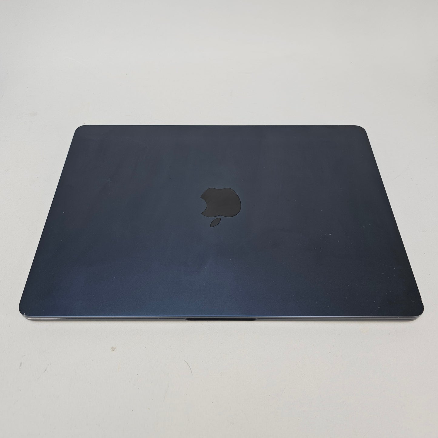 2022 Apple MacBook Air 13.6" M2 8C GPU 3.5GHz 8GB RAM 1TB SSD A2681