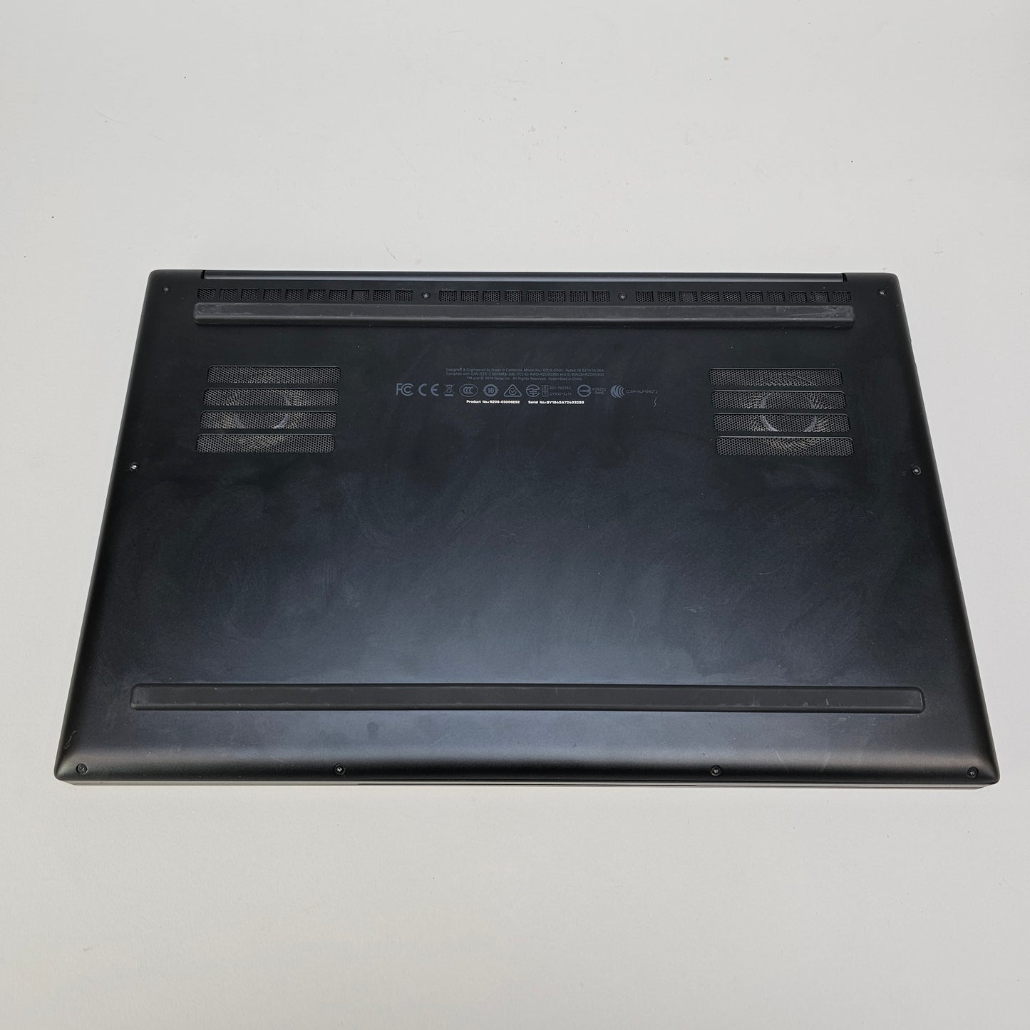 Razer Blade 15 15.6" i7-9750H 2.6GHz 32GB RAM 512GB SSD 1TB SSD RTX 2060