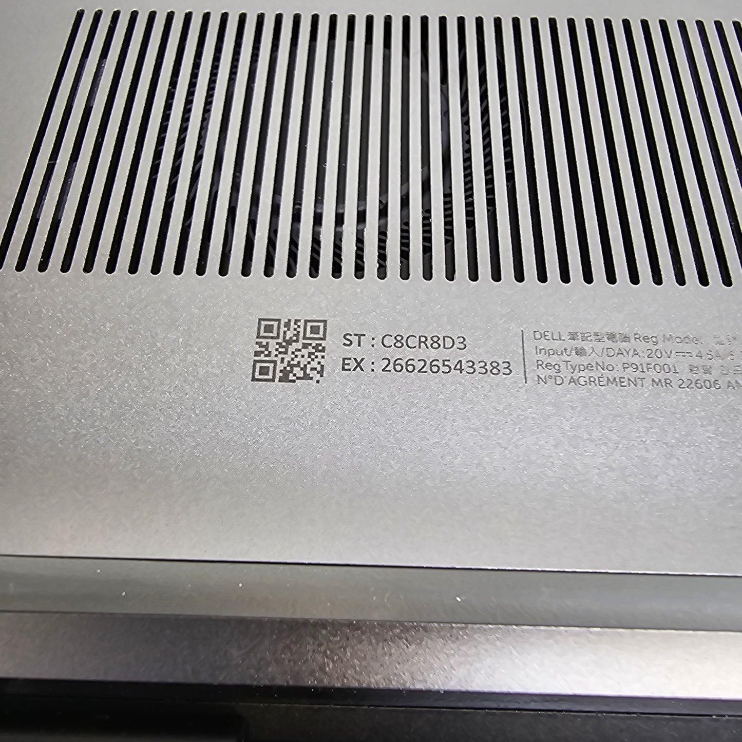 Dell Precision 5550 15.6" i7-10750H 2.6GHz 16GB RAM 256GB SSD Quadro T1000