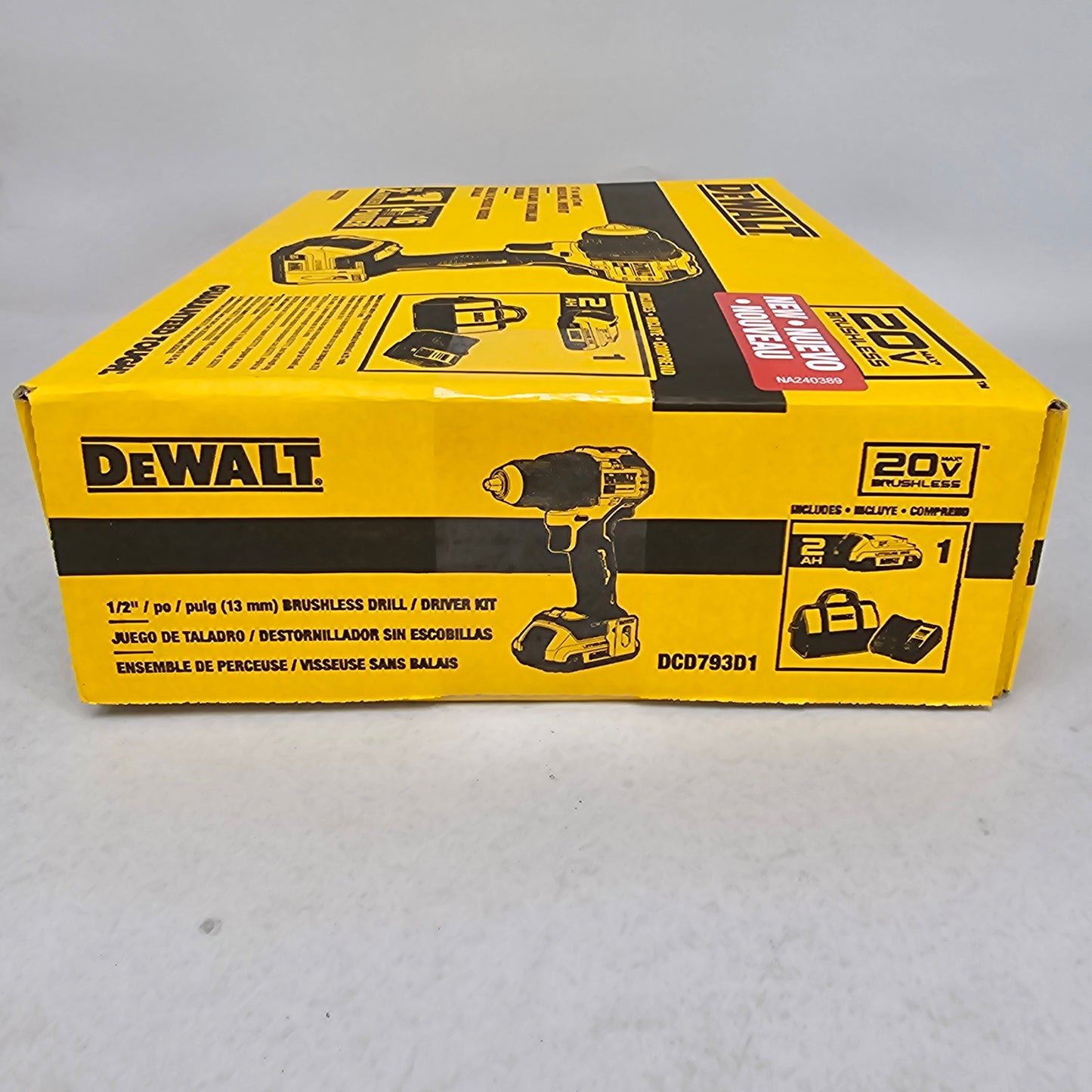 New DeWalt DCD793D1 20V MAX 1/2" Brushless Drill/Driver Kit
